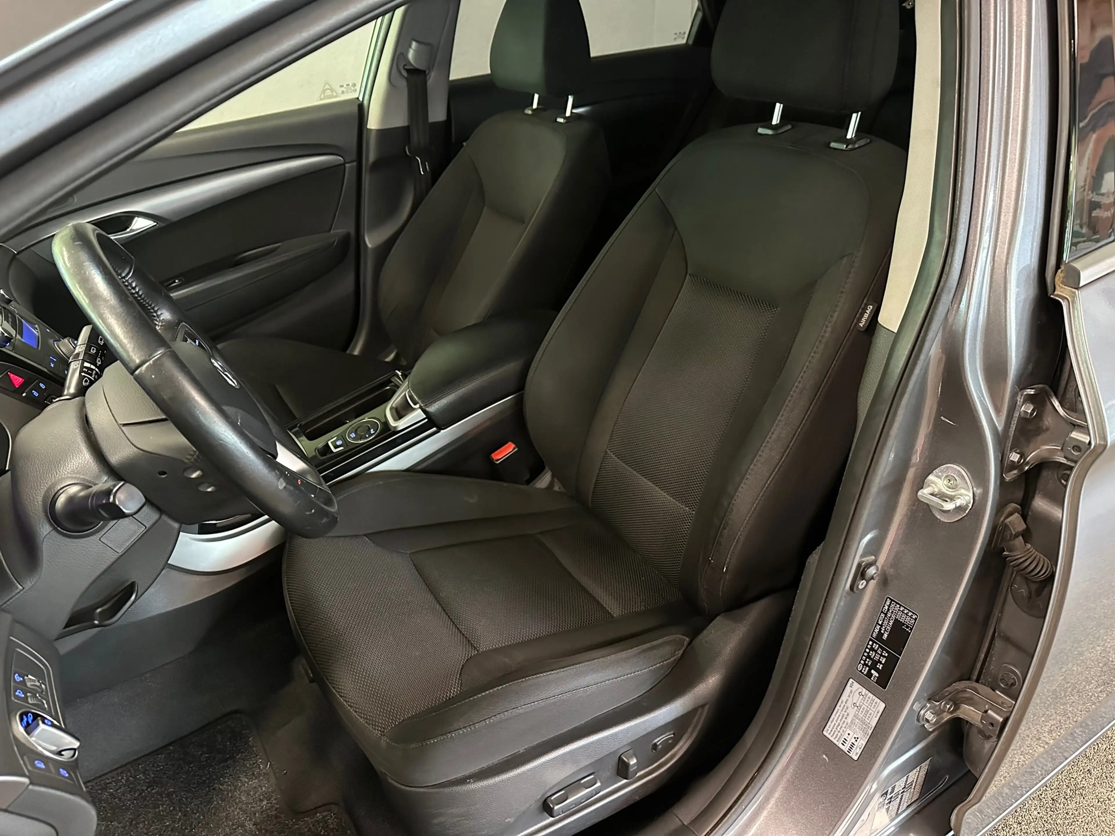 Hyundai i40 Wagon 1.6 GDI Blue i-Drive - Bluetooth - Memory - — photo 15