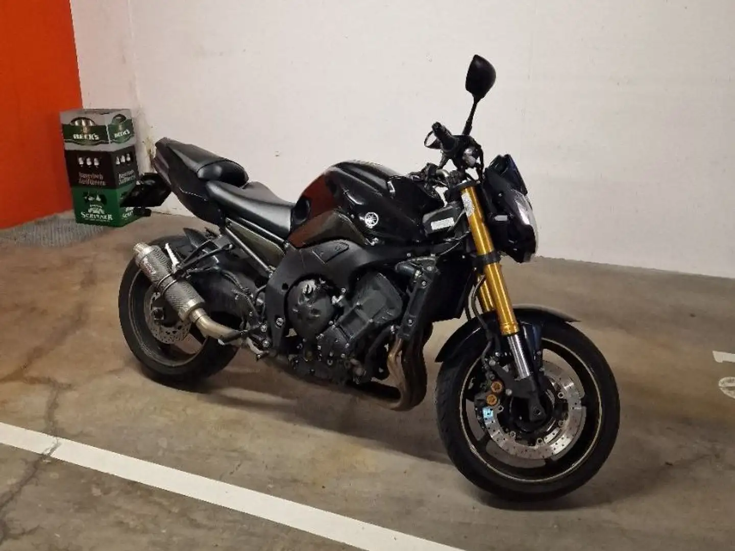 Yamaha FZ 8 Naked Bike Black - 2