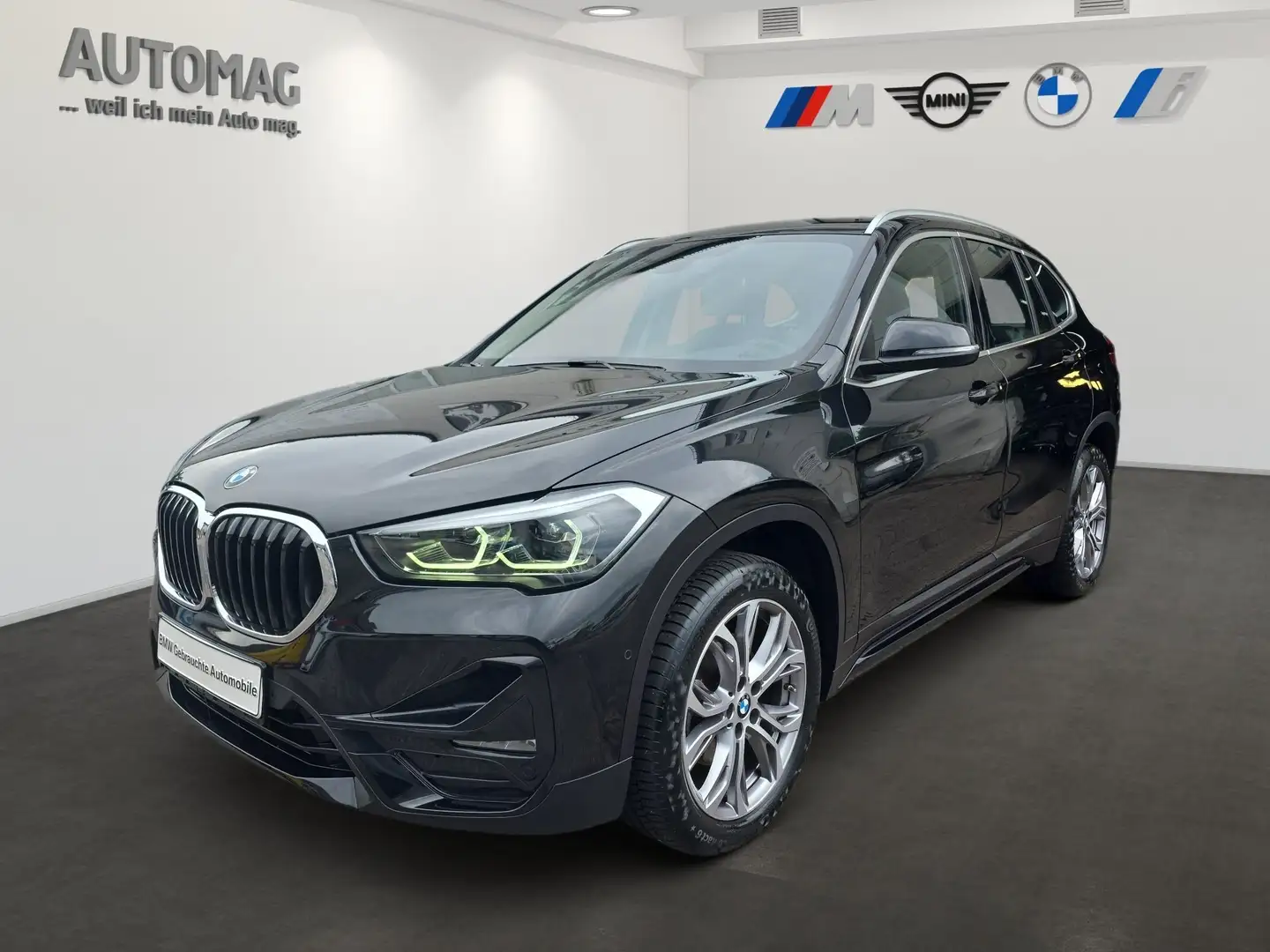 BMW X1 xDrive18d Sport-Line*Drive Assist*Leder*ad.LED*Nav Schwarz - 1
