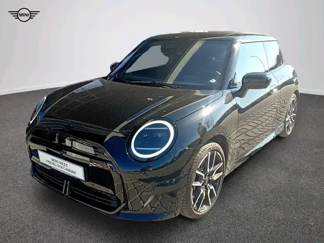 MINI Cooper SE John Cooper Works