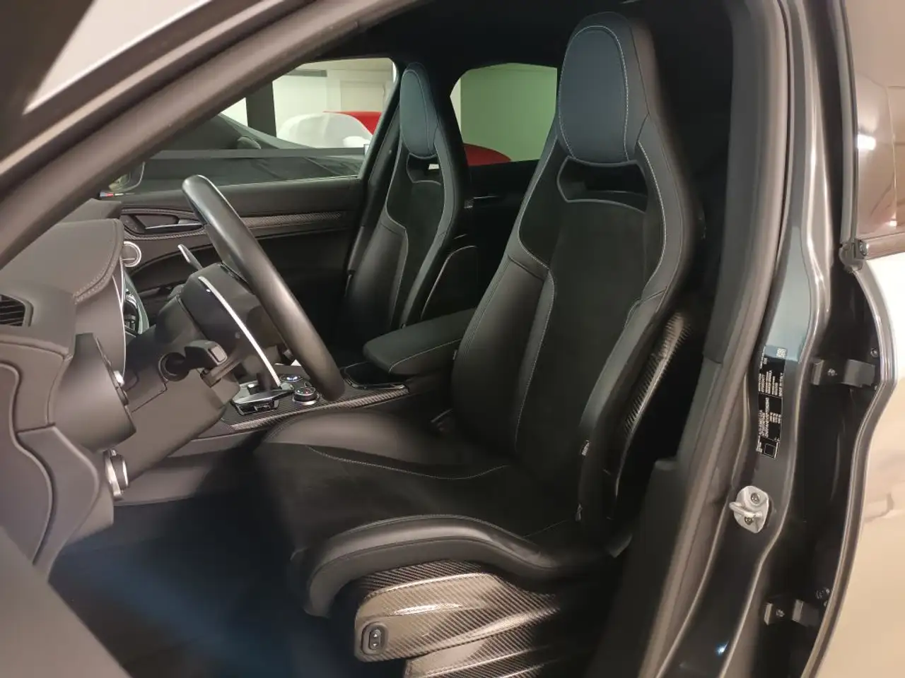 Alfa Romeo Stelvio 2024