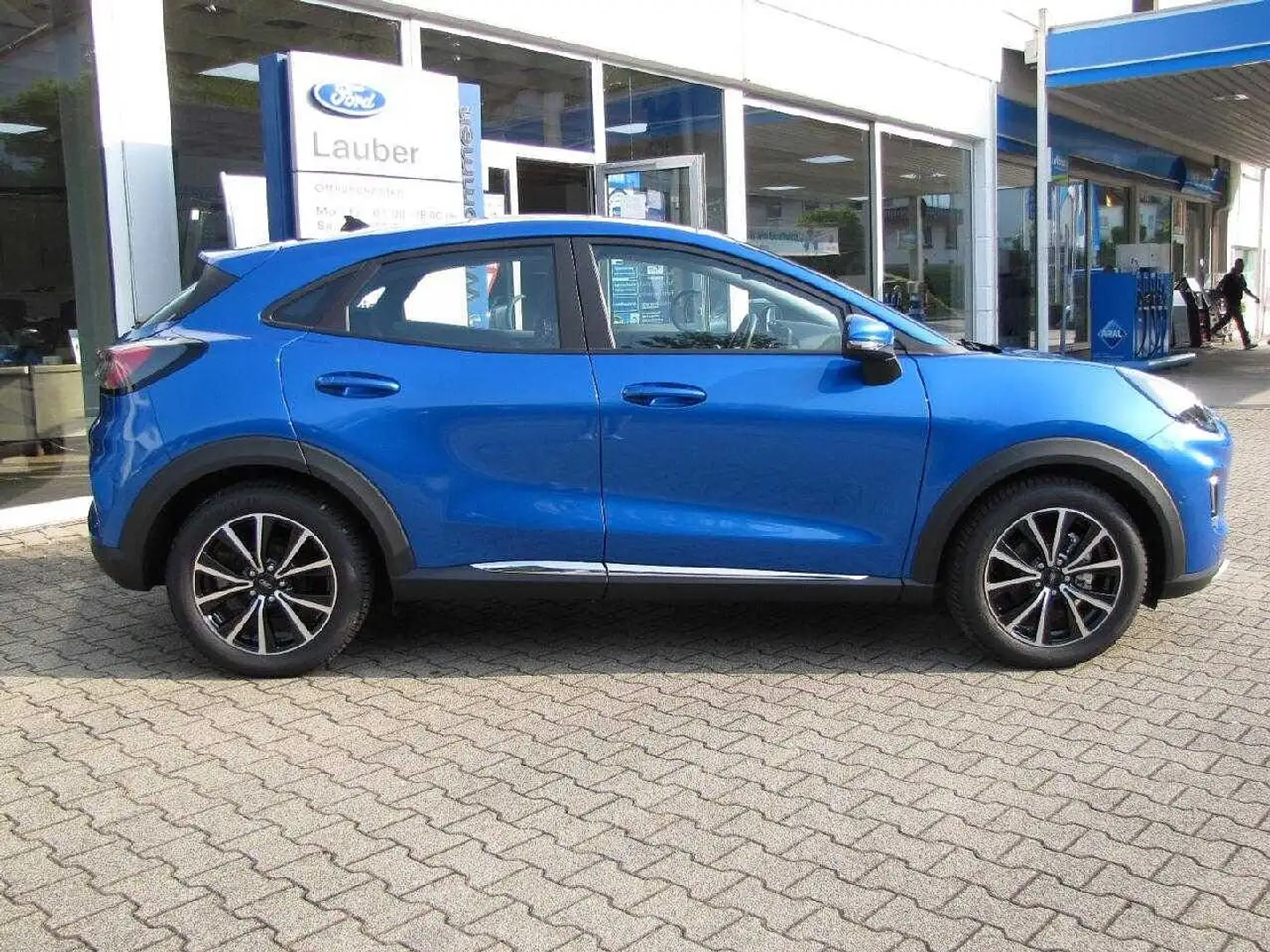Ford Puma Titanium Blau - 2