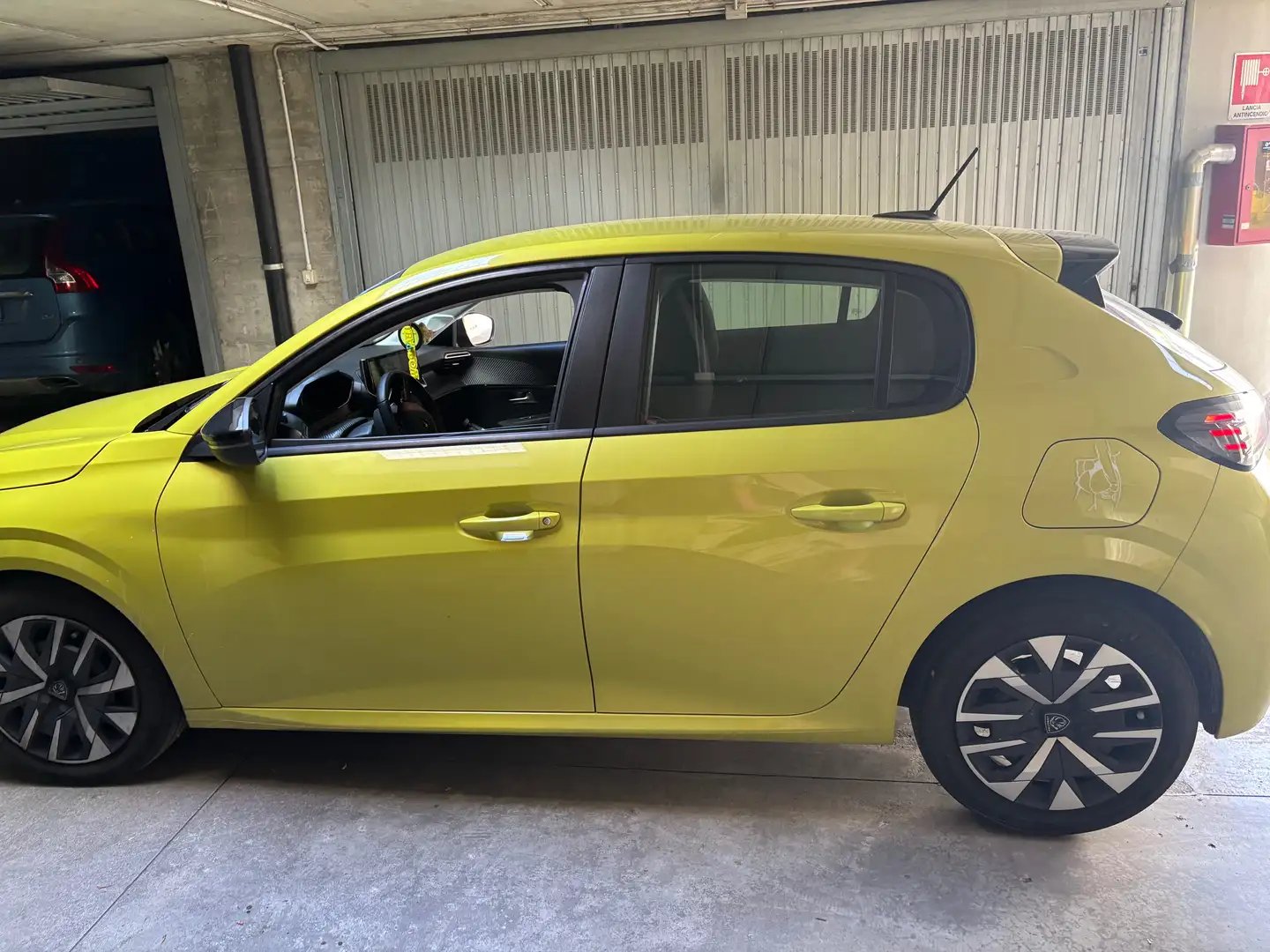 Peugeot 208 208 II 2023 1.2 puretech Active s Green - 1
