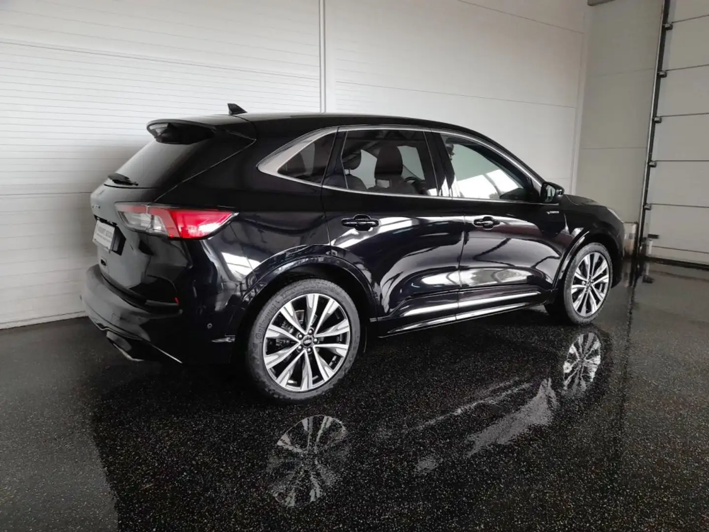 Ford Kuga VIGNALE 2,0 EcoBlue 4x4 Aut *20 ZOLL / MATRIX LED / NAVI / KAMERA / VIRTUELL / ACC / VOLLLEDER / E-KLAPPE / B&O SOUNDSYST Schwarz - 2