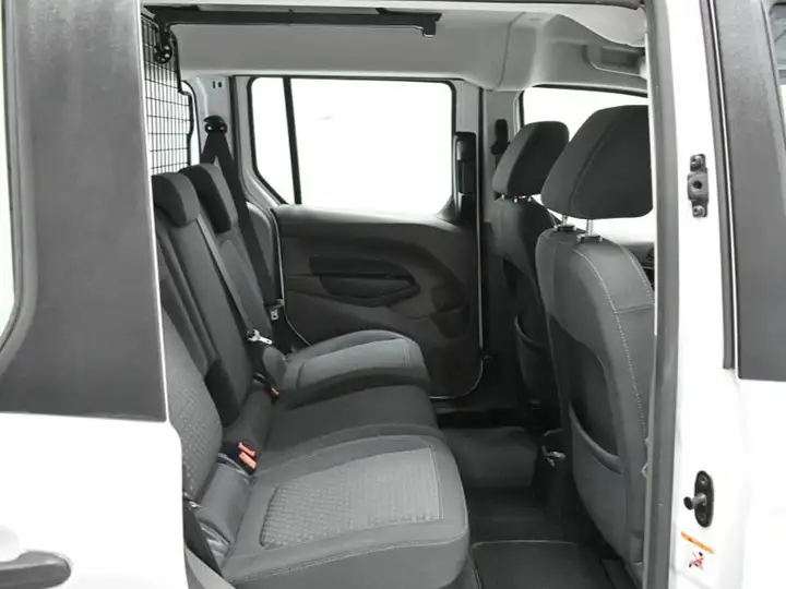 Ford Transit Connect 2021, foto 34