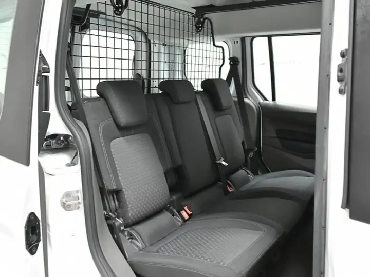Ford Transit Connect 2021, foto 33