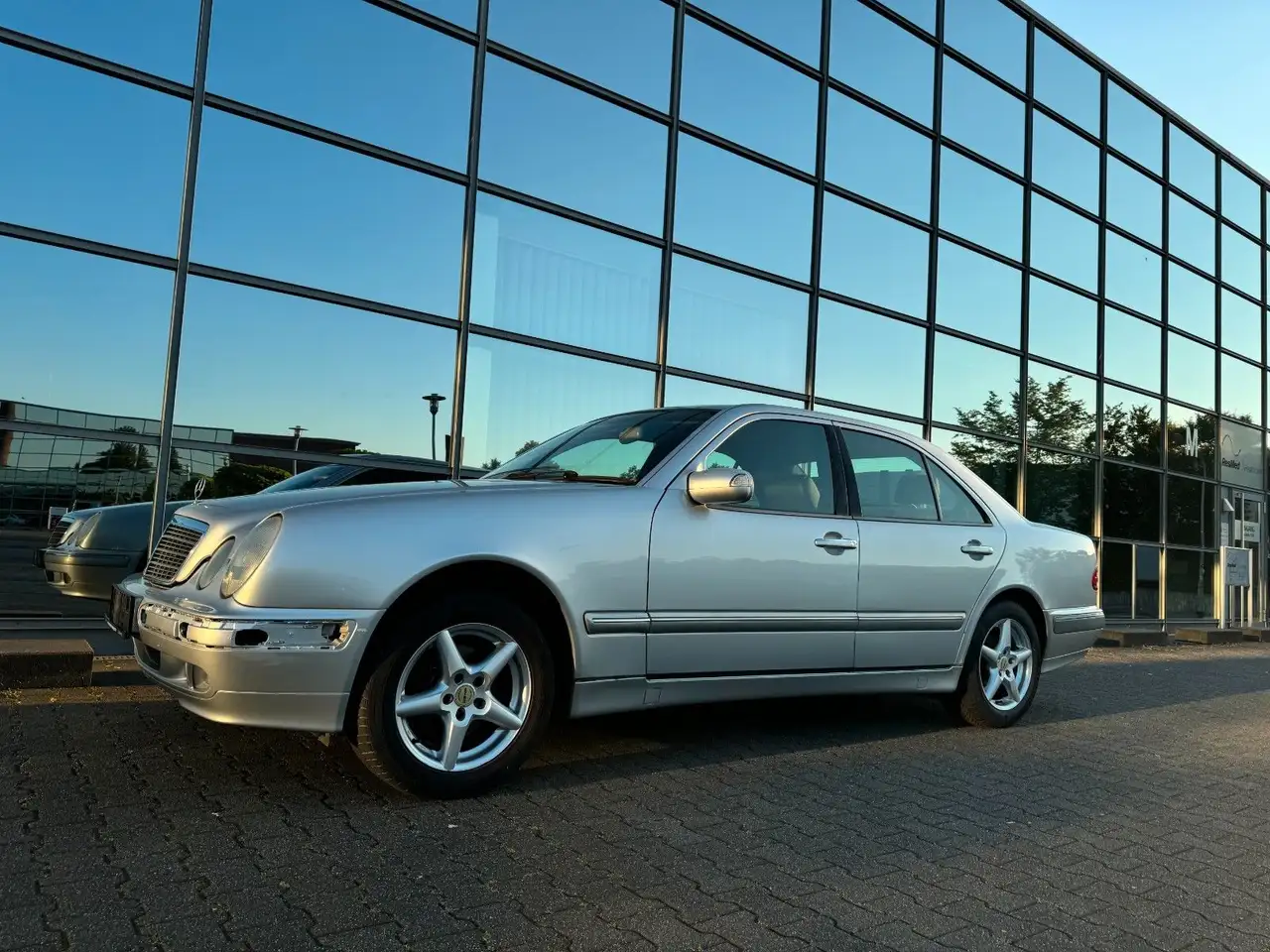 Mercedes-Benz E 240 ELEGANCE AUT Leder Klima, foto 11