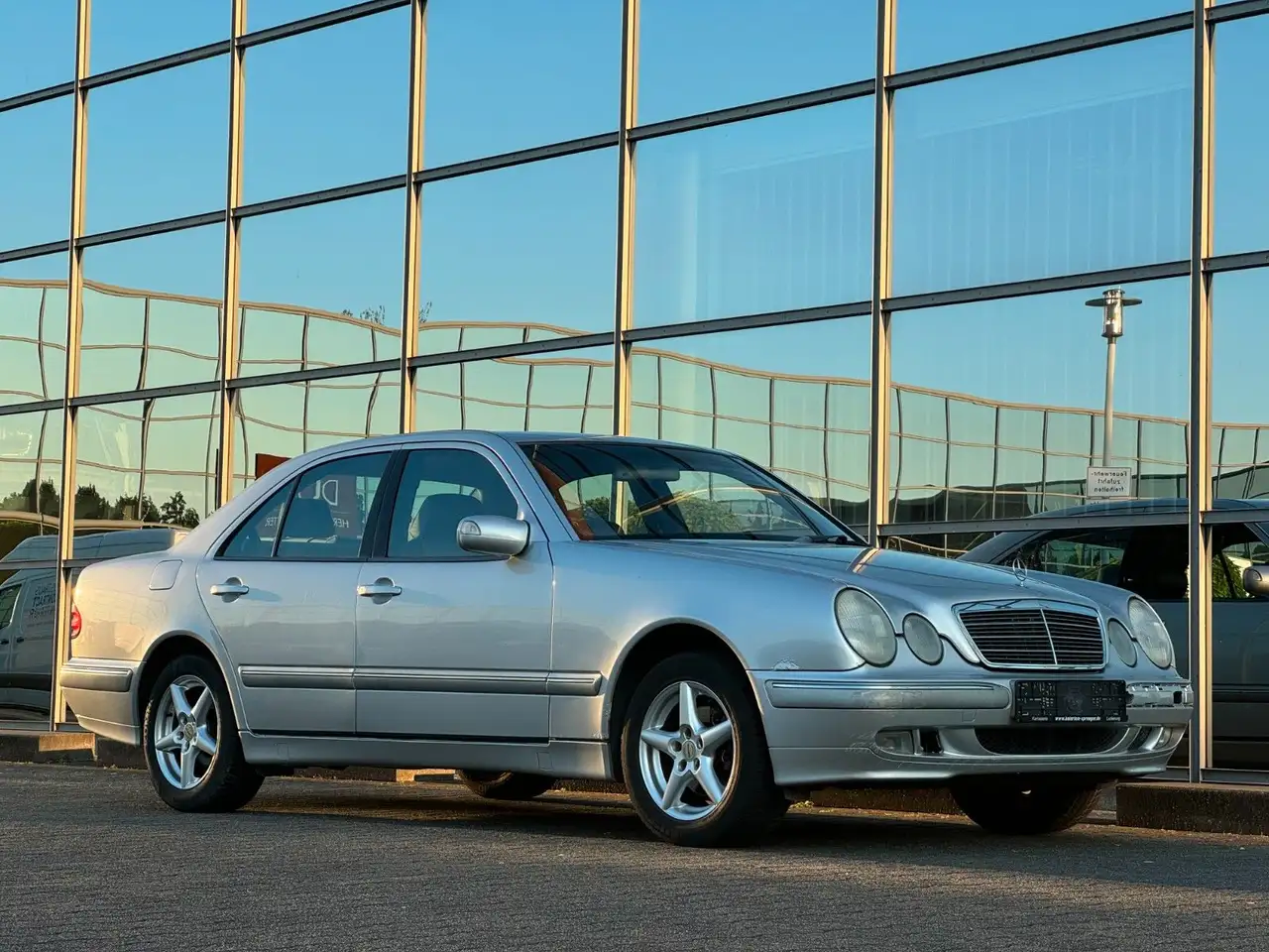 Mercedes-Benz E 240 ELEGANCE AUT Leder Klima, foto 6