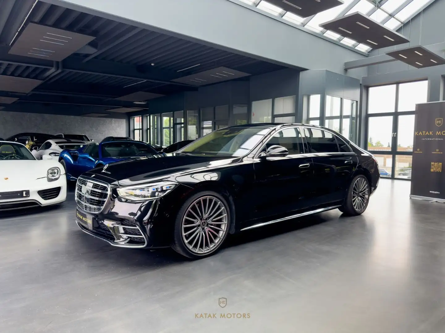 Mercedes-Benz S 400 4Matic/LONG/PANO/BURMESTER/AMG-L/HEADUP Negru - 2