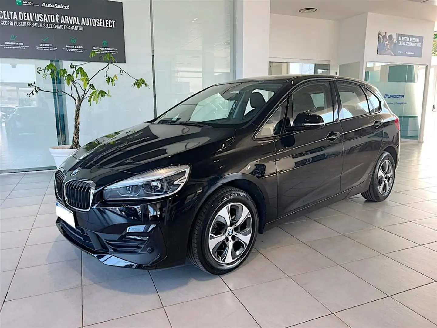 BMW 218 218 d xDrive Advantage 36 mesi di garanzia Schwarz - 1