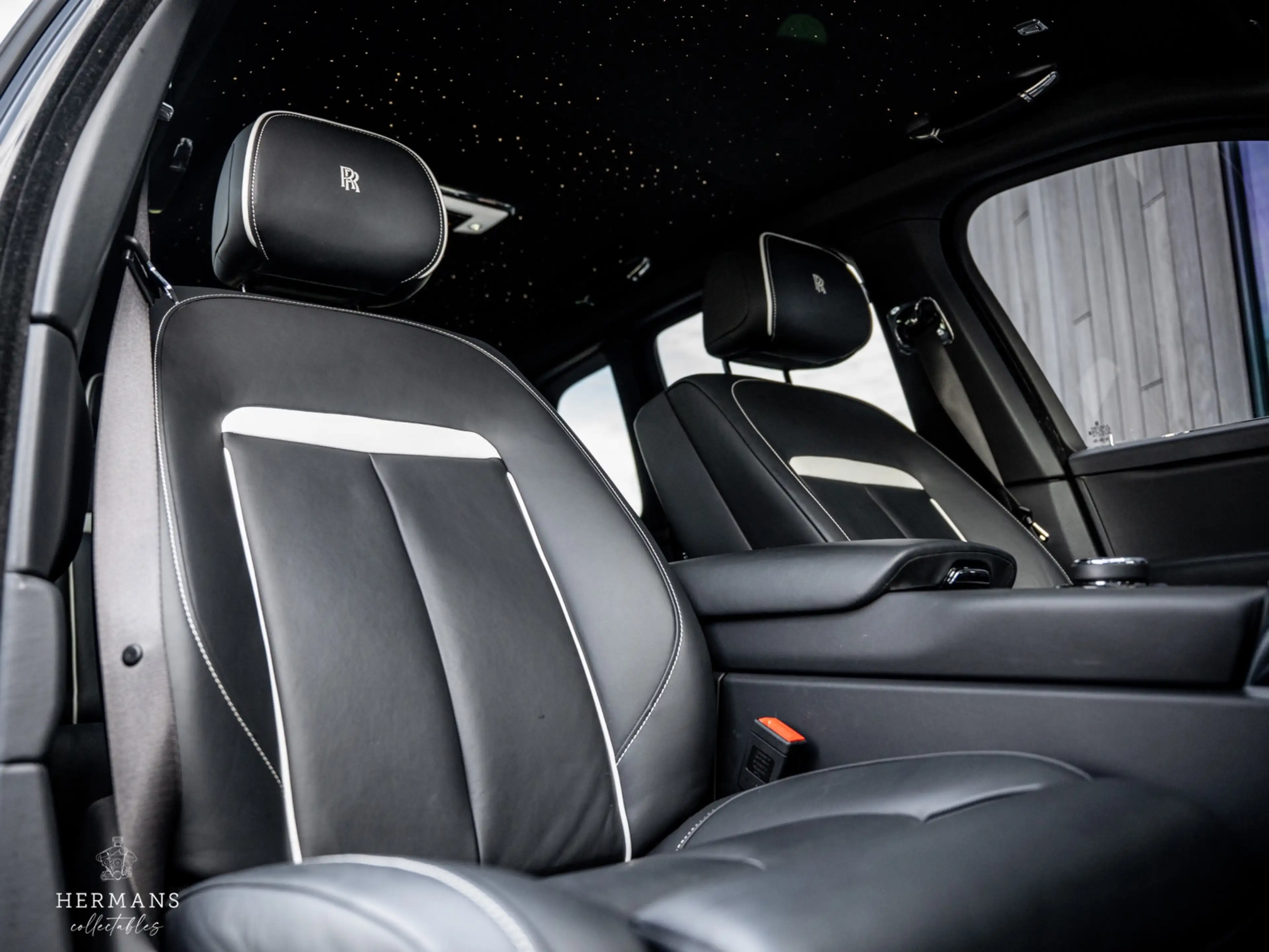 Rolls-Royce Cullinan 6.75 V12 / NOVITEC Widebody / Starlight / Massage — photo 19