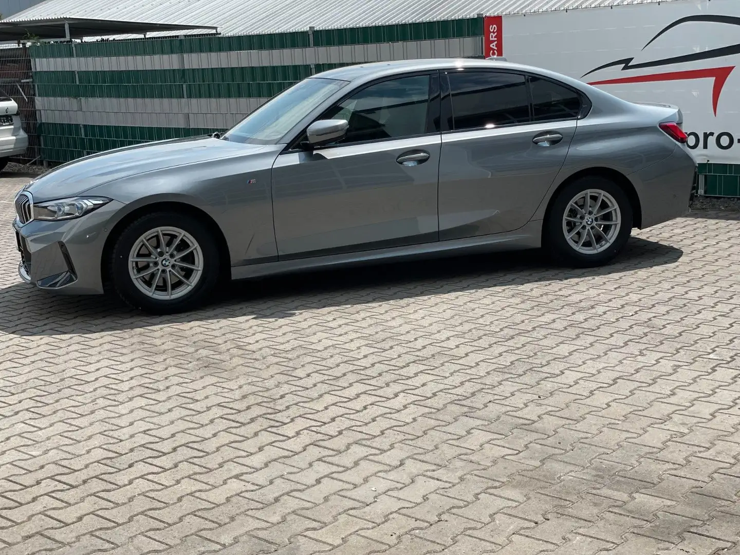 BMW 320 i M-Sport|Stop&Go|Parkassistent|HiFi|Kamera| - 2