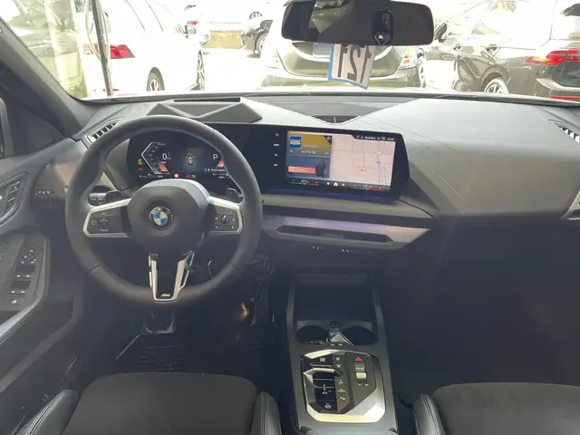 BMW 1 Series view 14