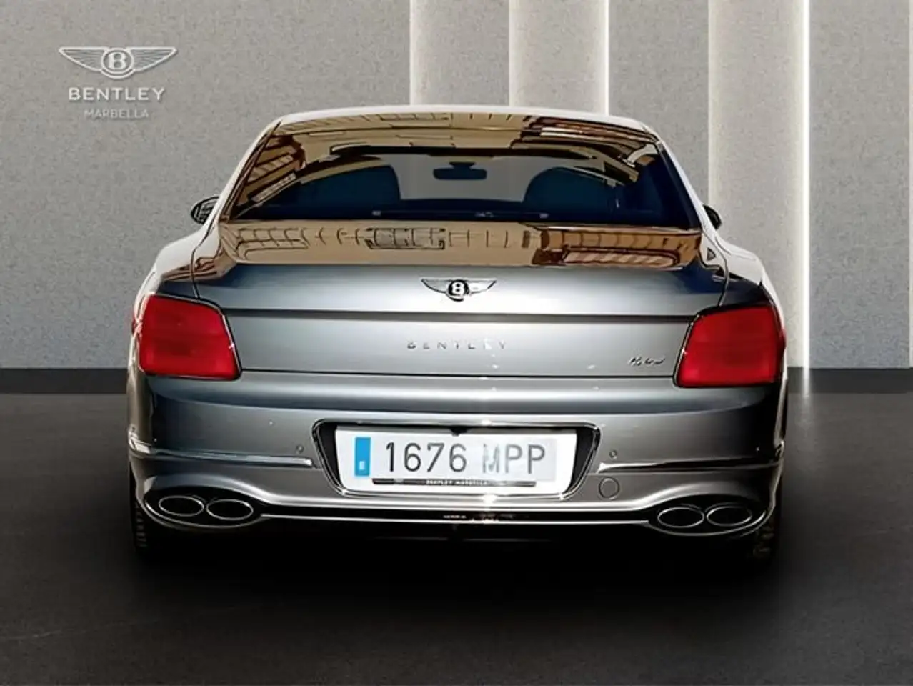 Bentley Flying Spur 2024 — фото 6