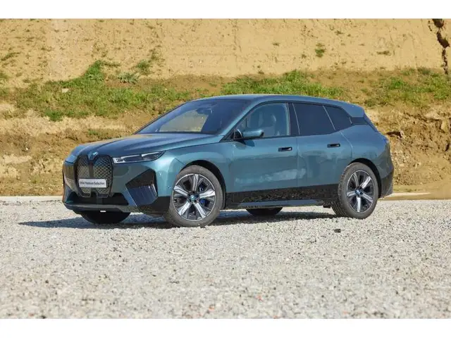 BMW iX iX xDrive40