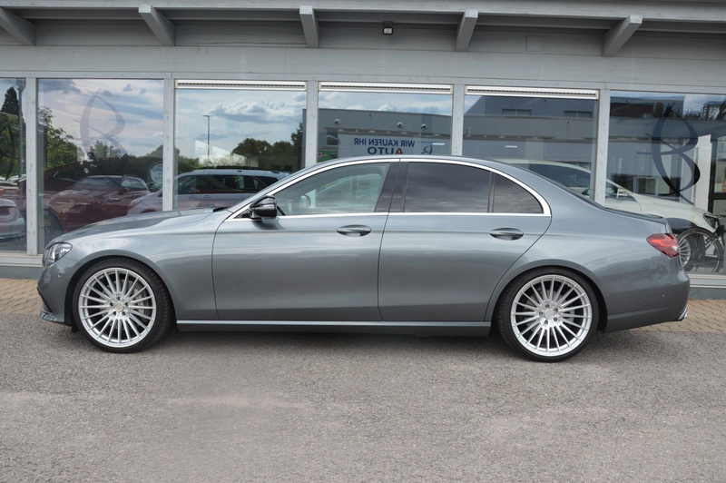 Mercedes-Benz E 400 d 4Matic*PANO*CAM*MBUX*DAB*AHK*20`* — photo 2