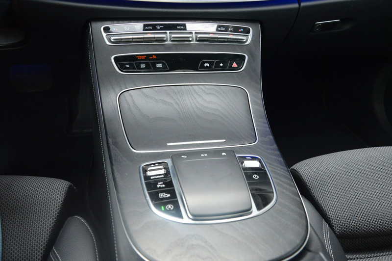 Mercedes-Benz E 400 d 4Matic*PANO*CAM*MBUX*DAB*AHK*20`* — photo 8