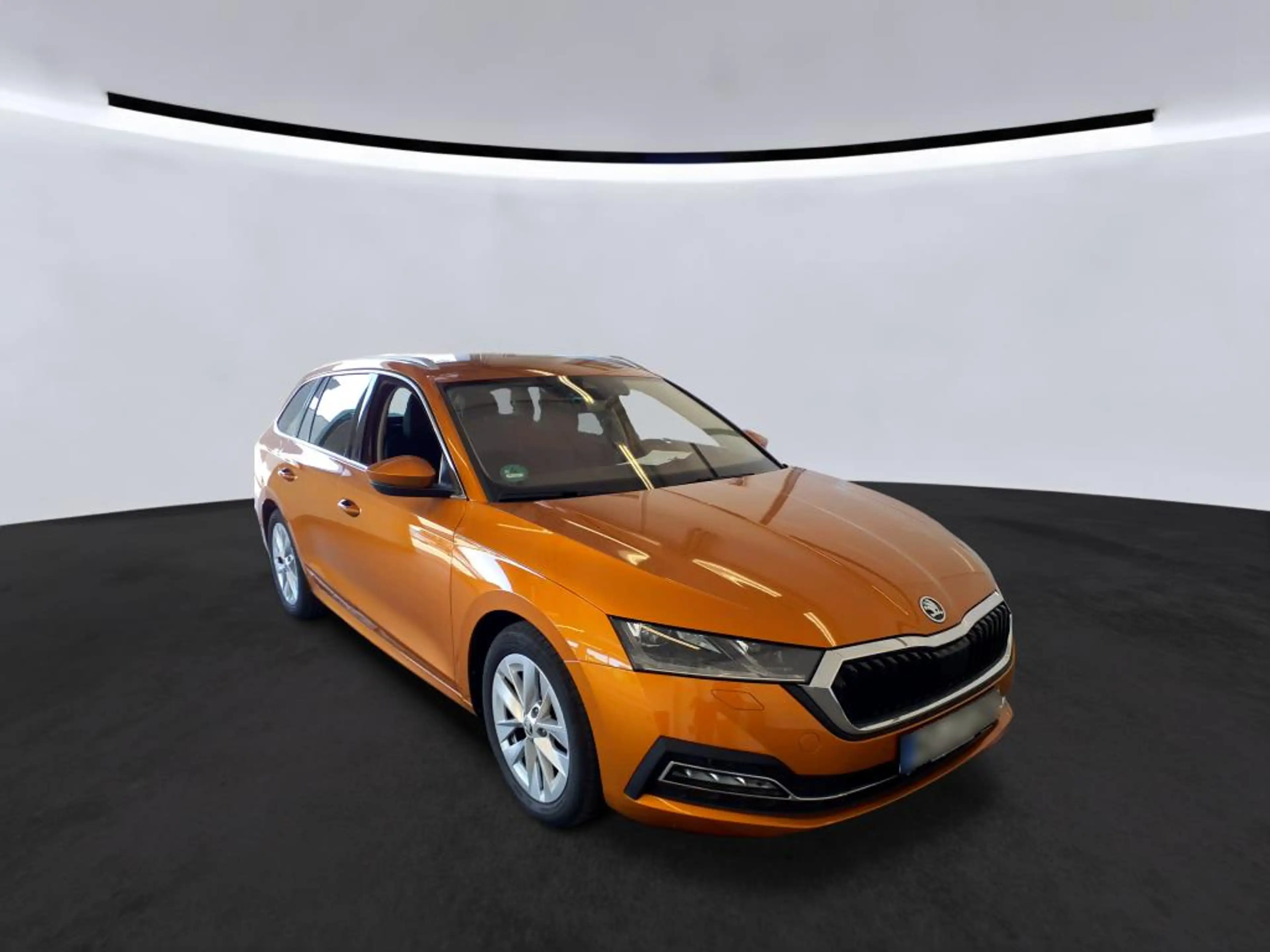 Skoda Octavia Combi 2.0 TDI Style AHK HuD MATRIX 4xSHZ — photo 3