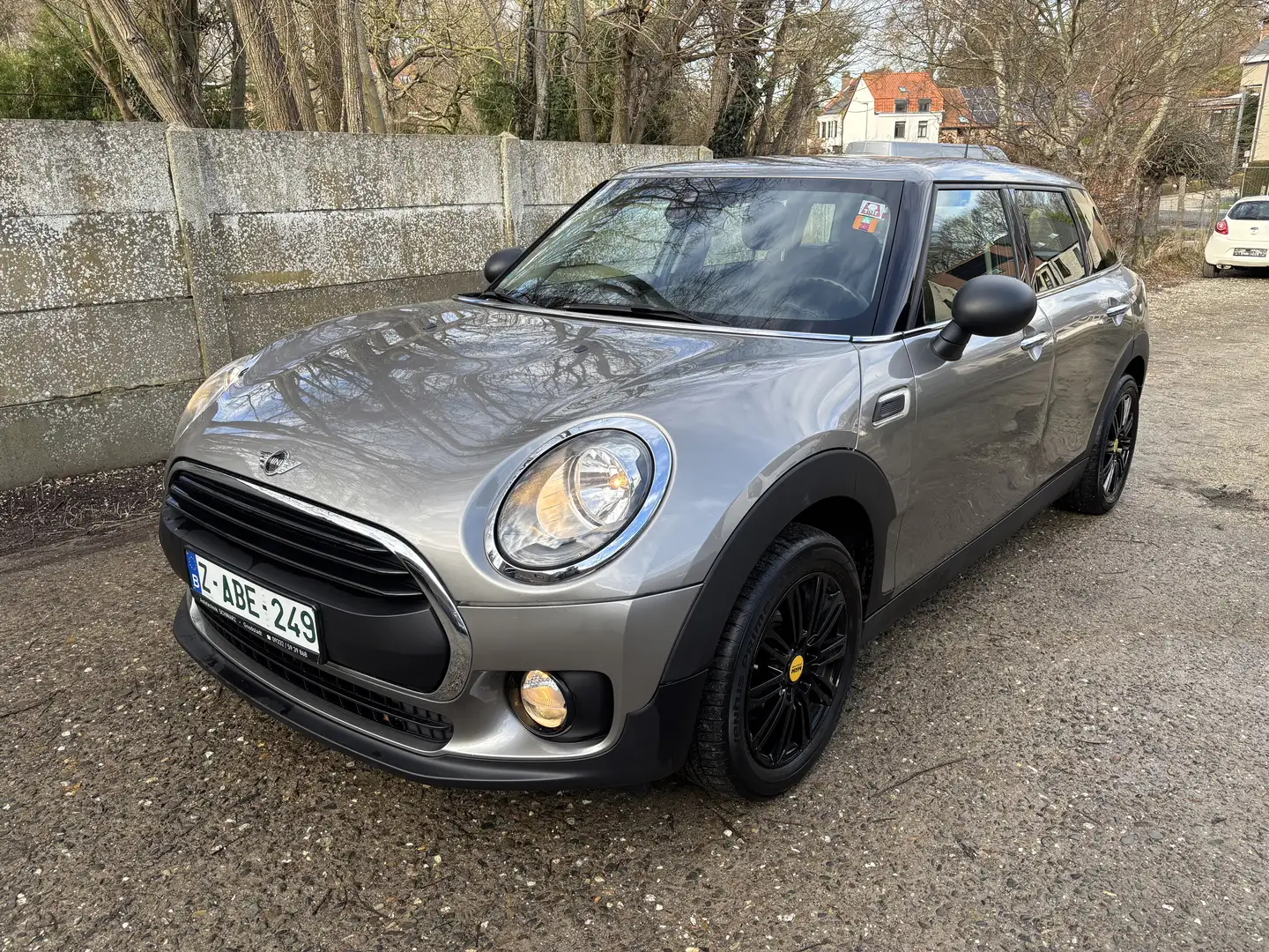 MINI One Clubman 1.5 Essence Gris - 1