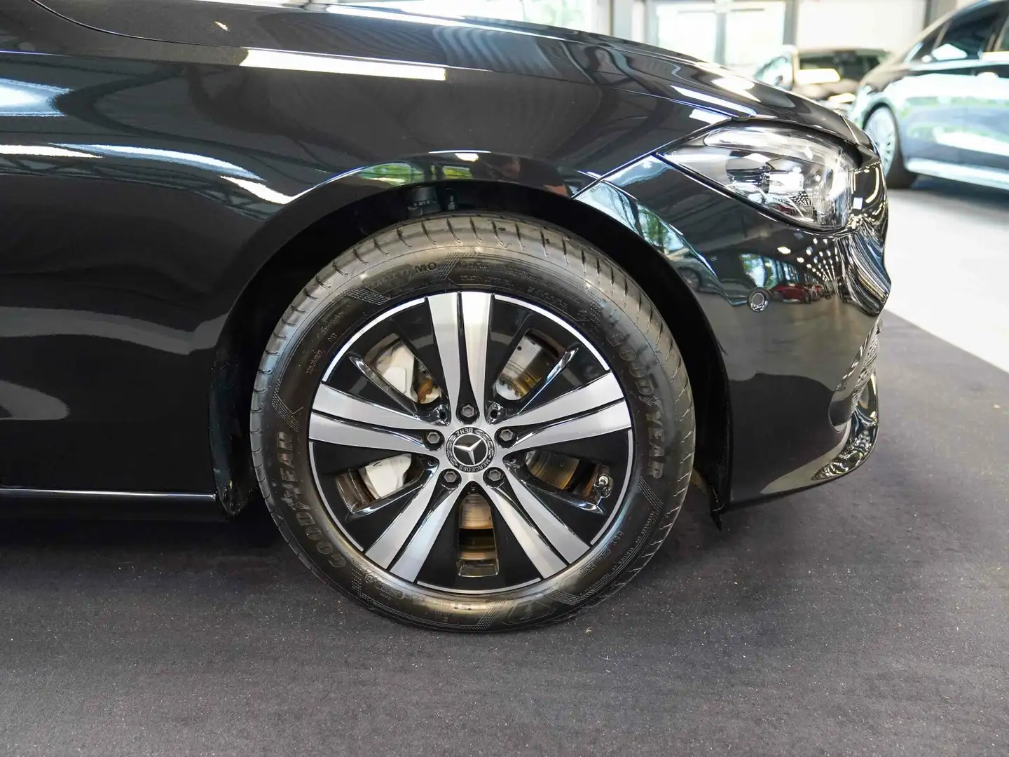 Mercedes-Benz C 300 C 300 e T AVANTGARDE Pano Fahrassistenz AHK 360° Schwarz - 2