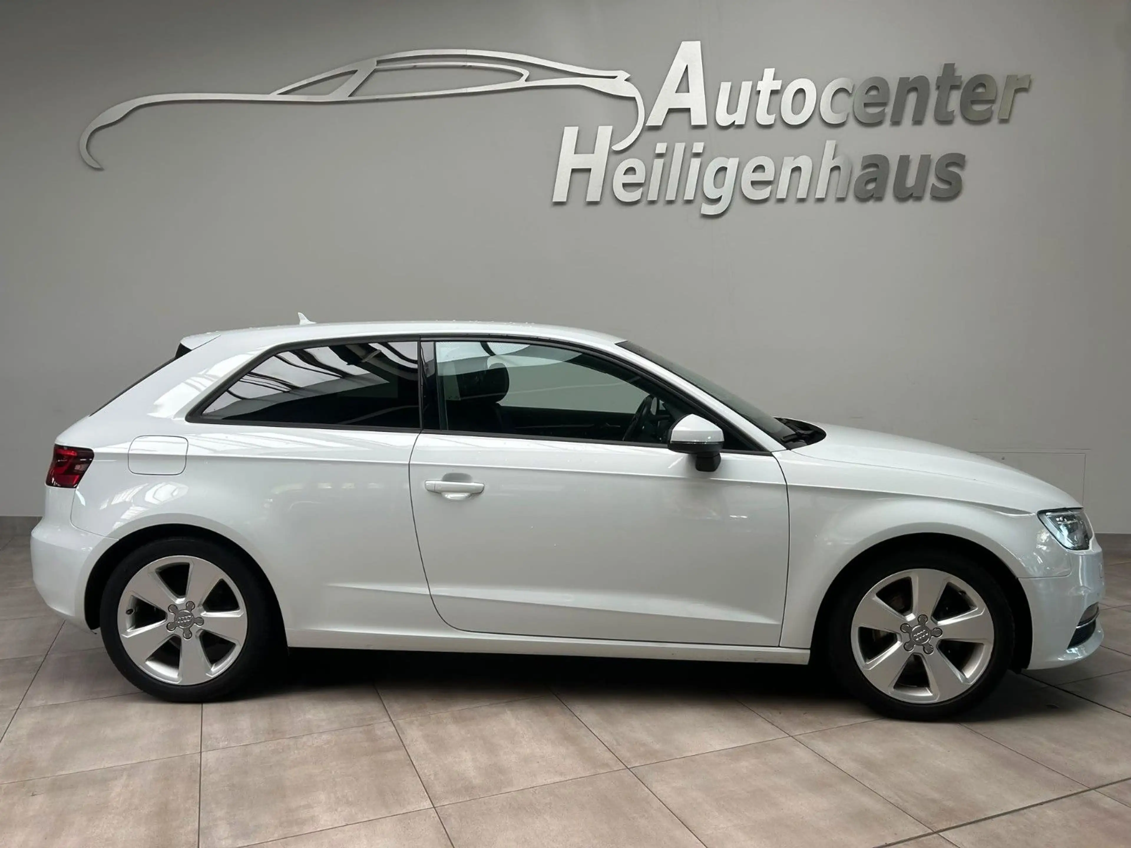 Audi A3 1.4TFSI ambition Klimaauto Navi SHZ PDC ACC — photo 3