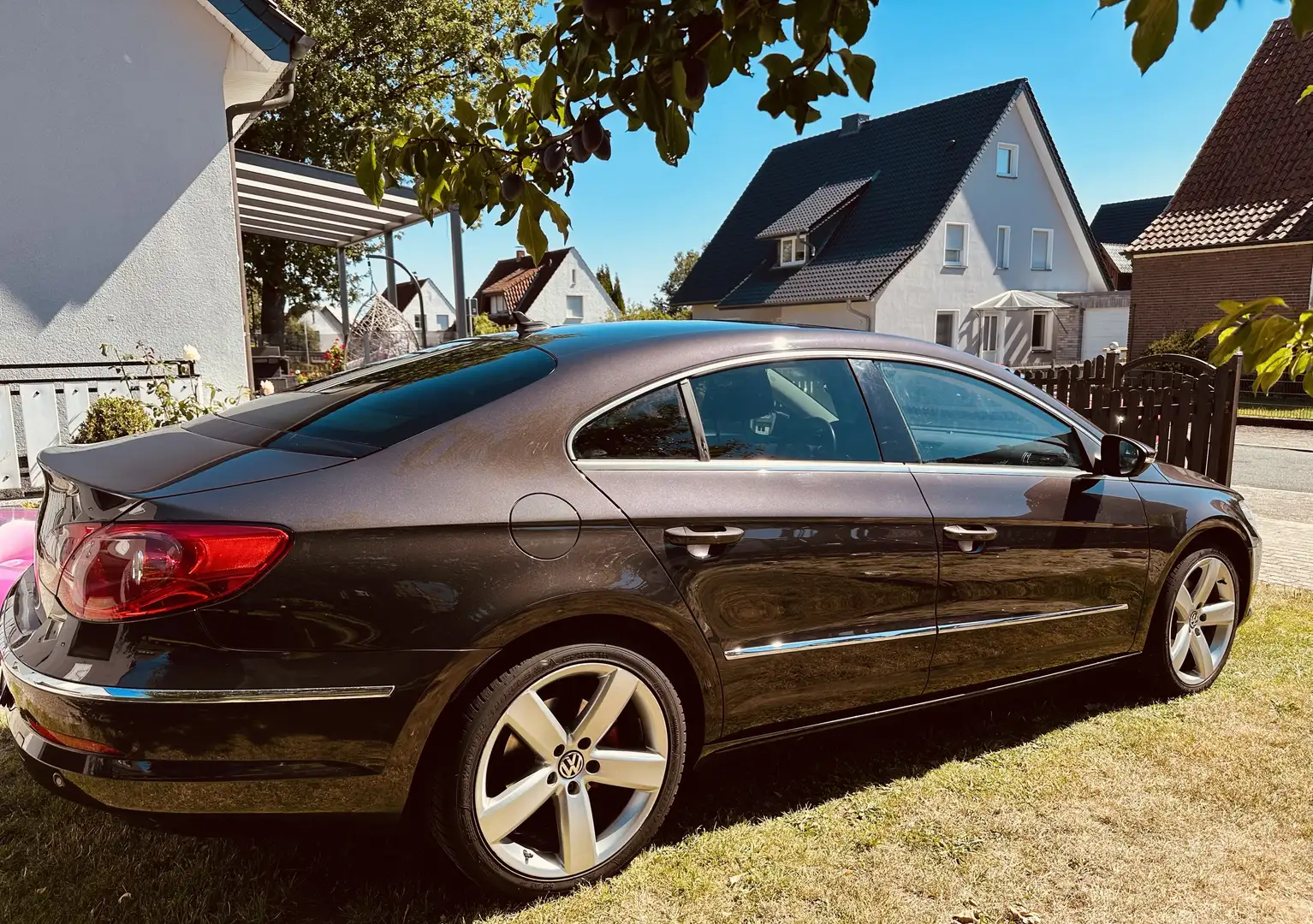 Volkswagen Passat CC 2.0 TDI Exclusive - 1