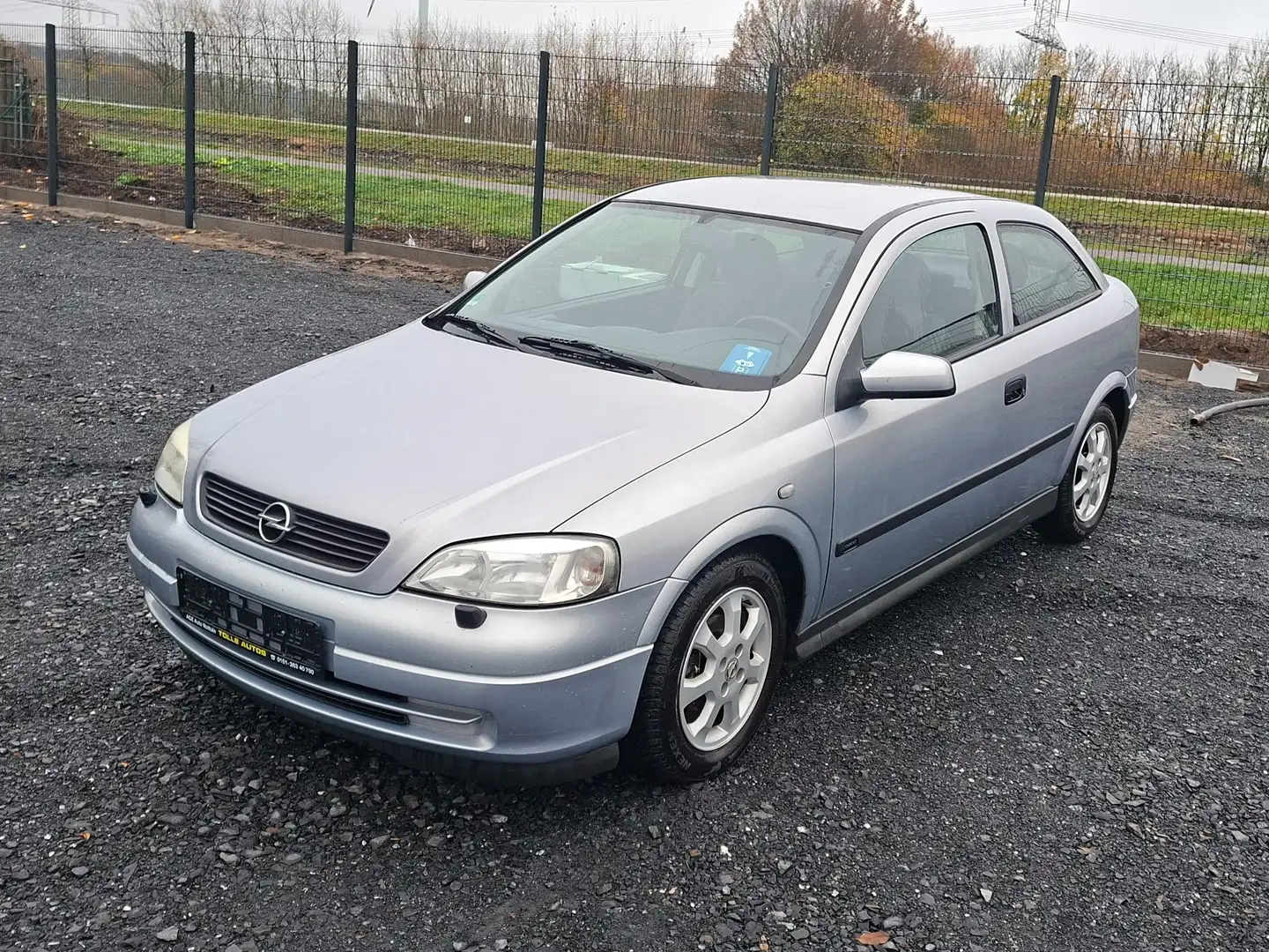 Opel Astra 1.6 Automatik Plateado - 2