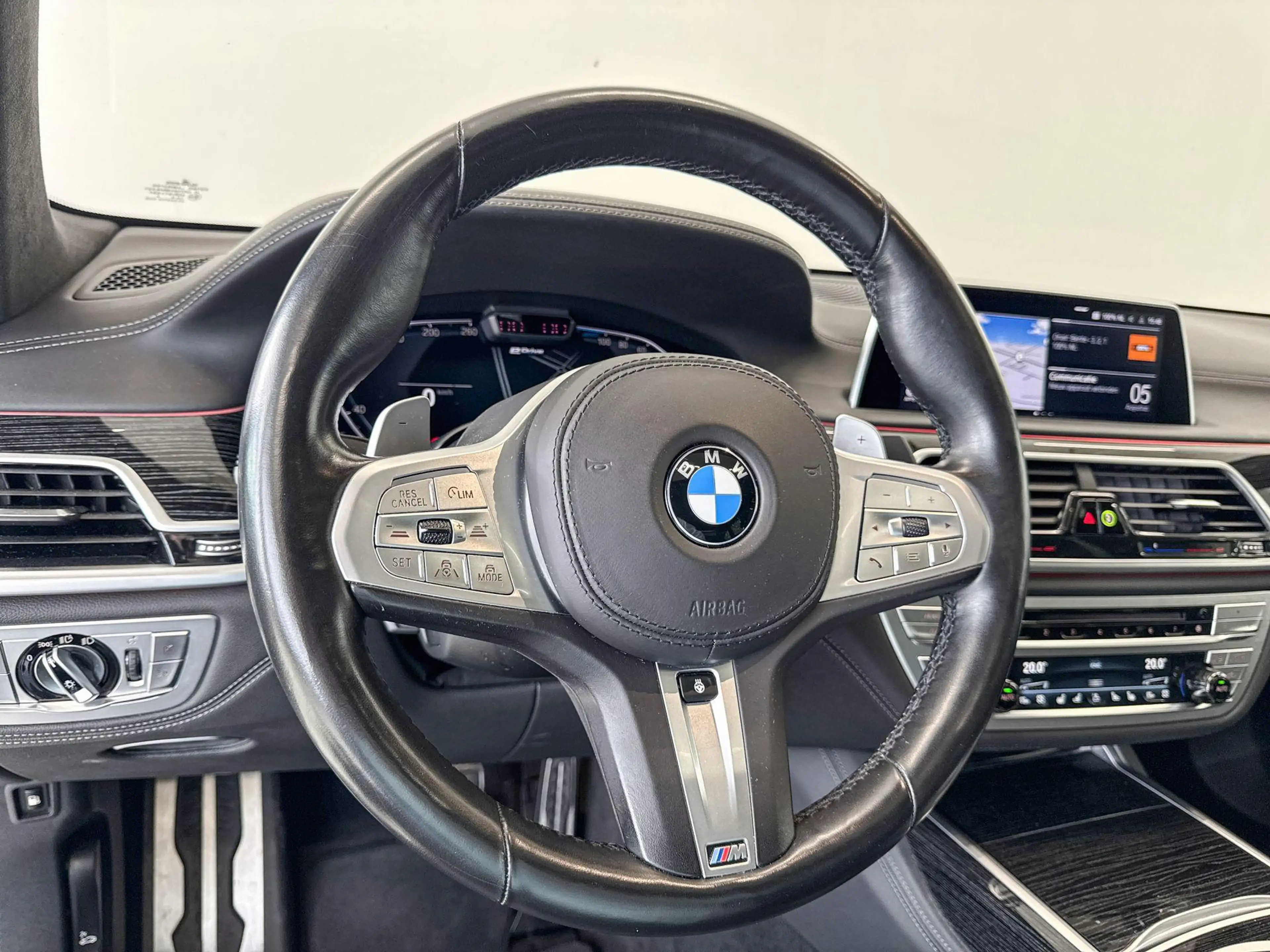BMW 745 7 Serie 745Le High Executive Executive Lounge — photo 12
