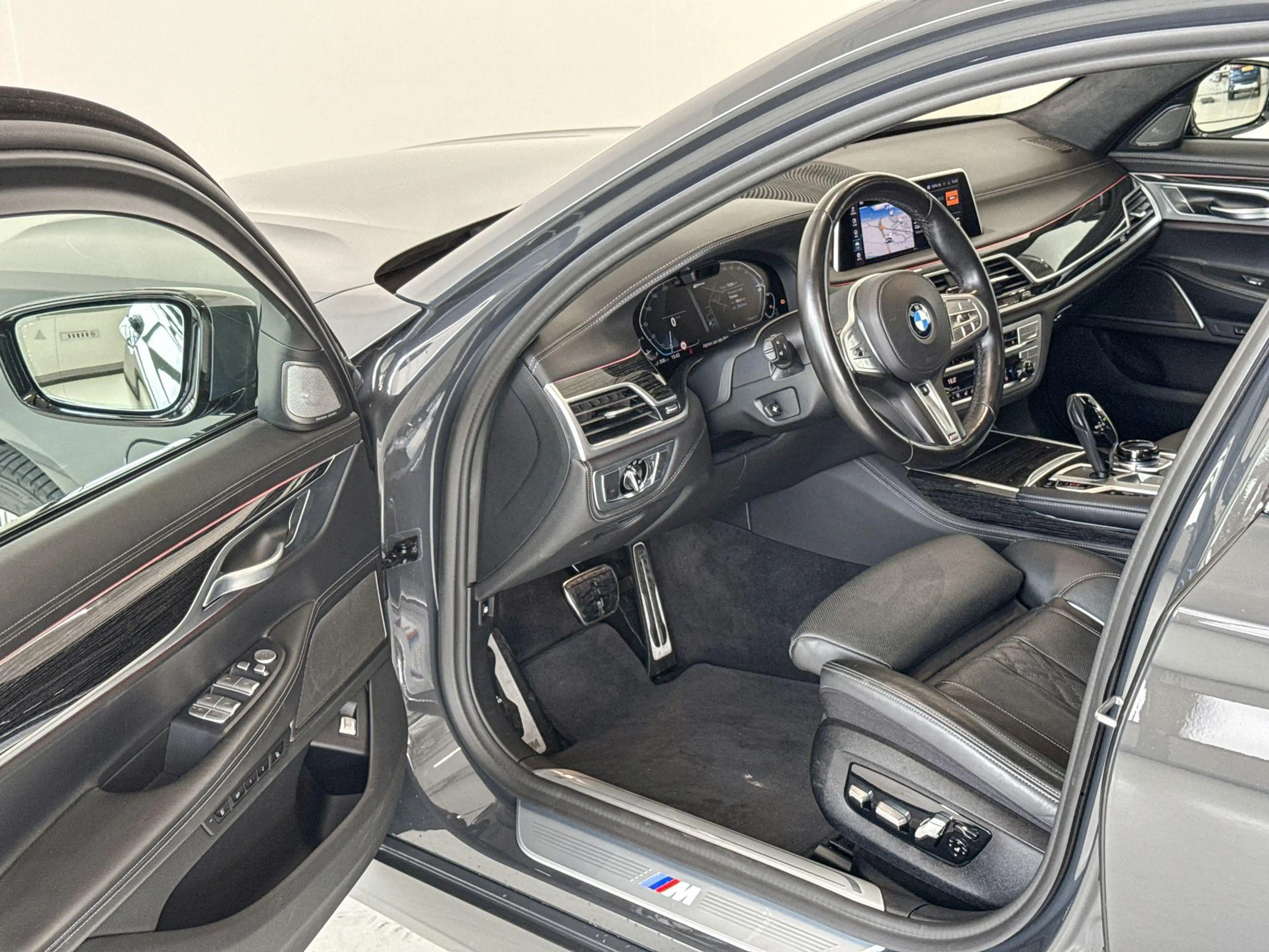 BMW 745 7 Serie 745Le High Executive Executive Lounge — photo 8