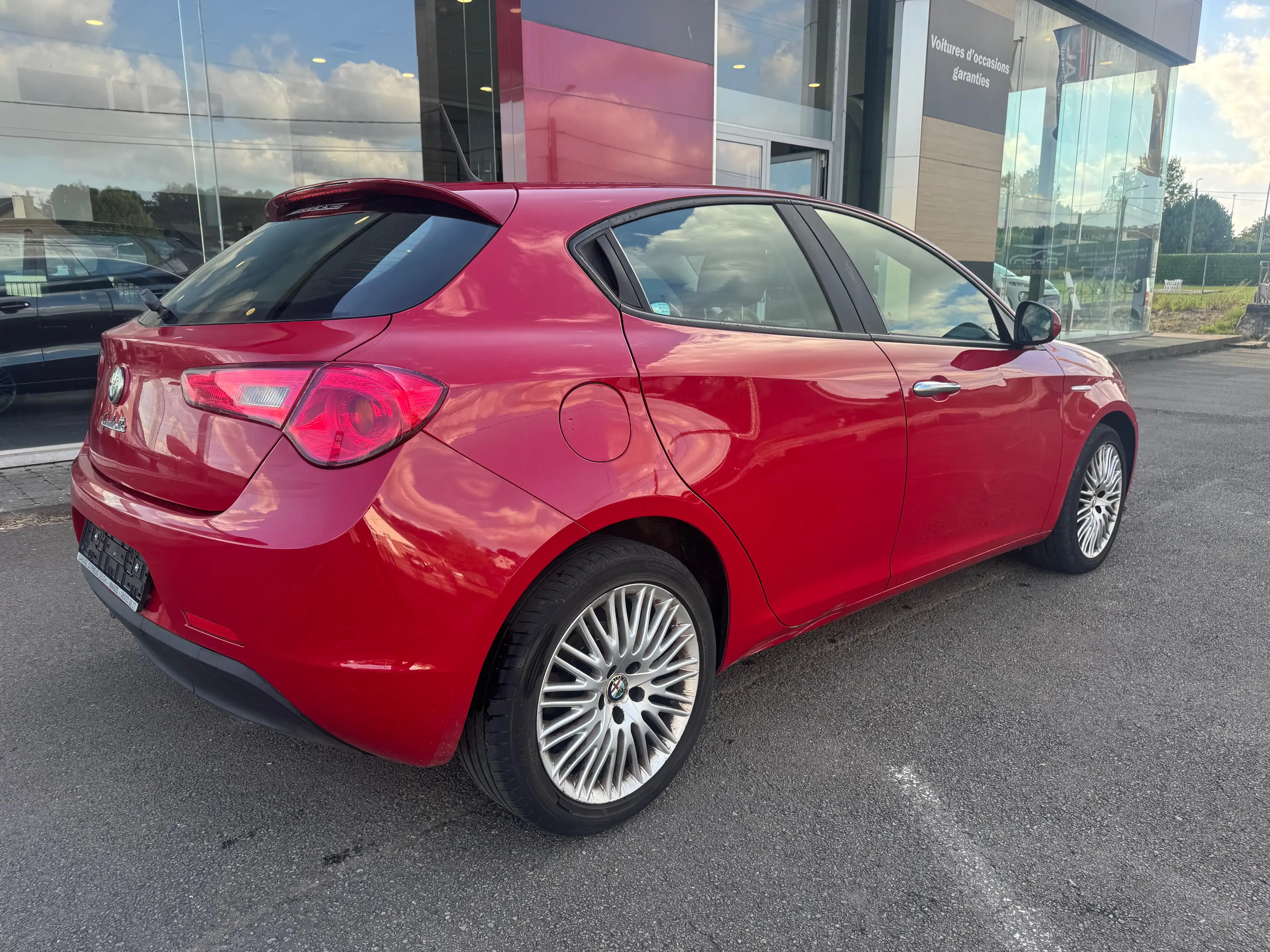 Alfa Romeo Giulietta Giulietta 1.6 JTD M-Jet**BUSINESS LINE**FAIBLE KM**CLIM**MODE DNA**DISTRI CHANGER — photo 4