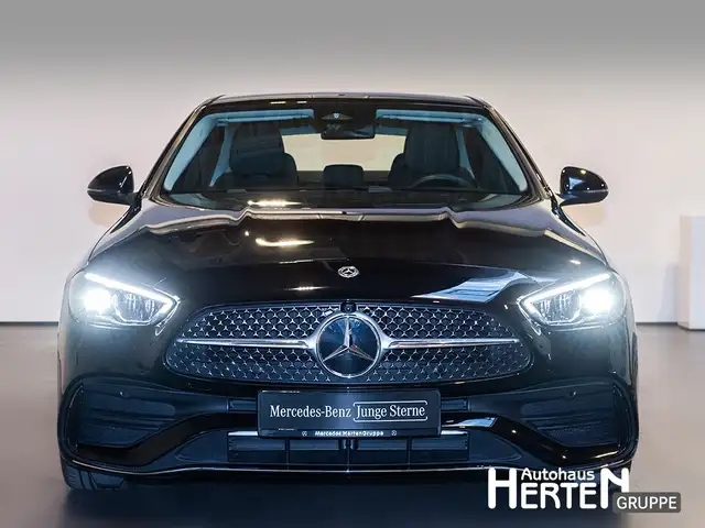 Mercedes-Benz C-Class view 2