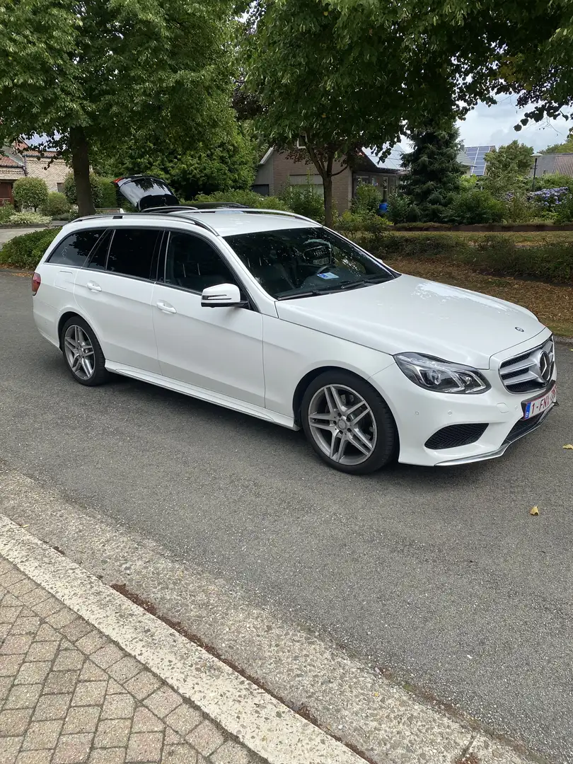 Mercedes-Benz E 220 amg pakket Blanc - 2