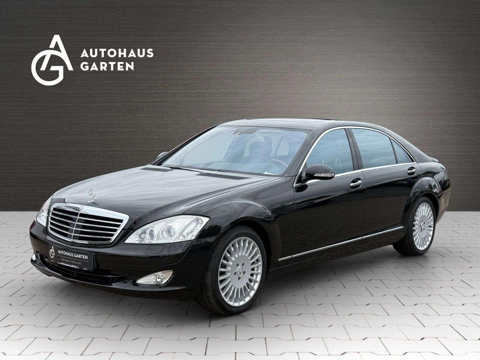 Second hand Mercedes Benz S-Class 500