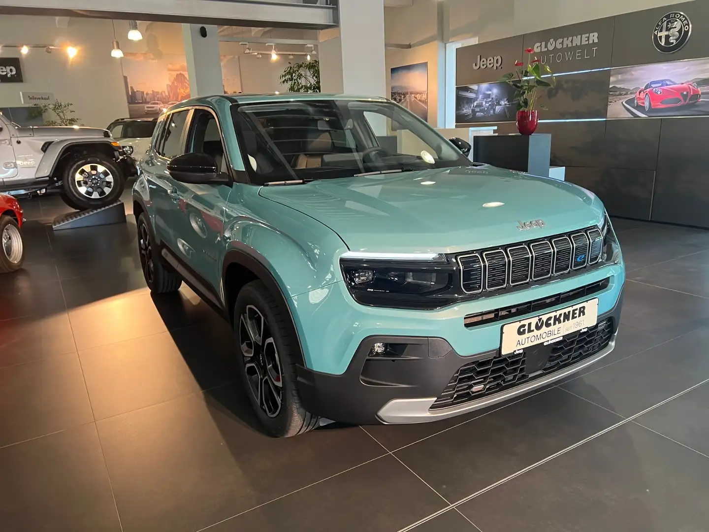 Jeep Avenger Elektro Altitude Grün - 2