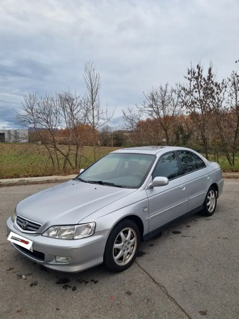 Honda Accord 2.3i ES VTEC Plateado - 1