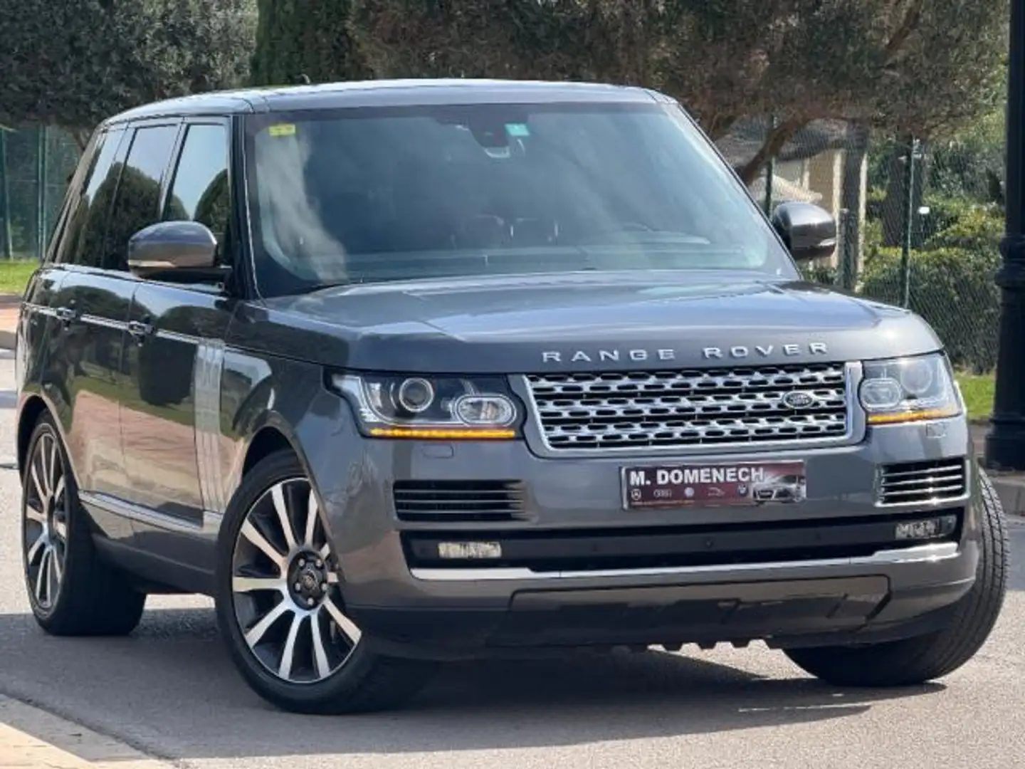 Land Rover Range Rover 4.4SDV8 Vogue Aut. Plateado - 1