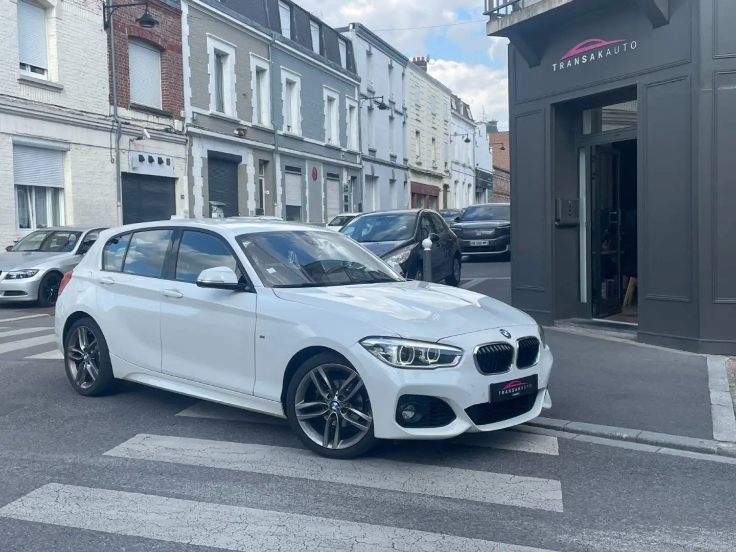 BMW 116 SERIE F20 LCI2 116i 109 ch Pack M / RADAR DE RECUL Blanc - 1