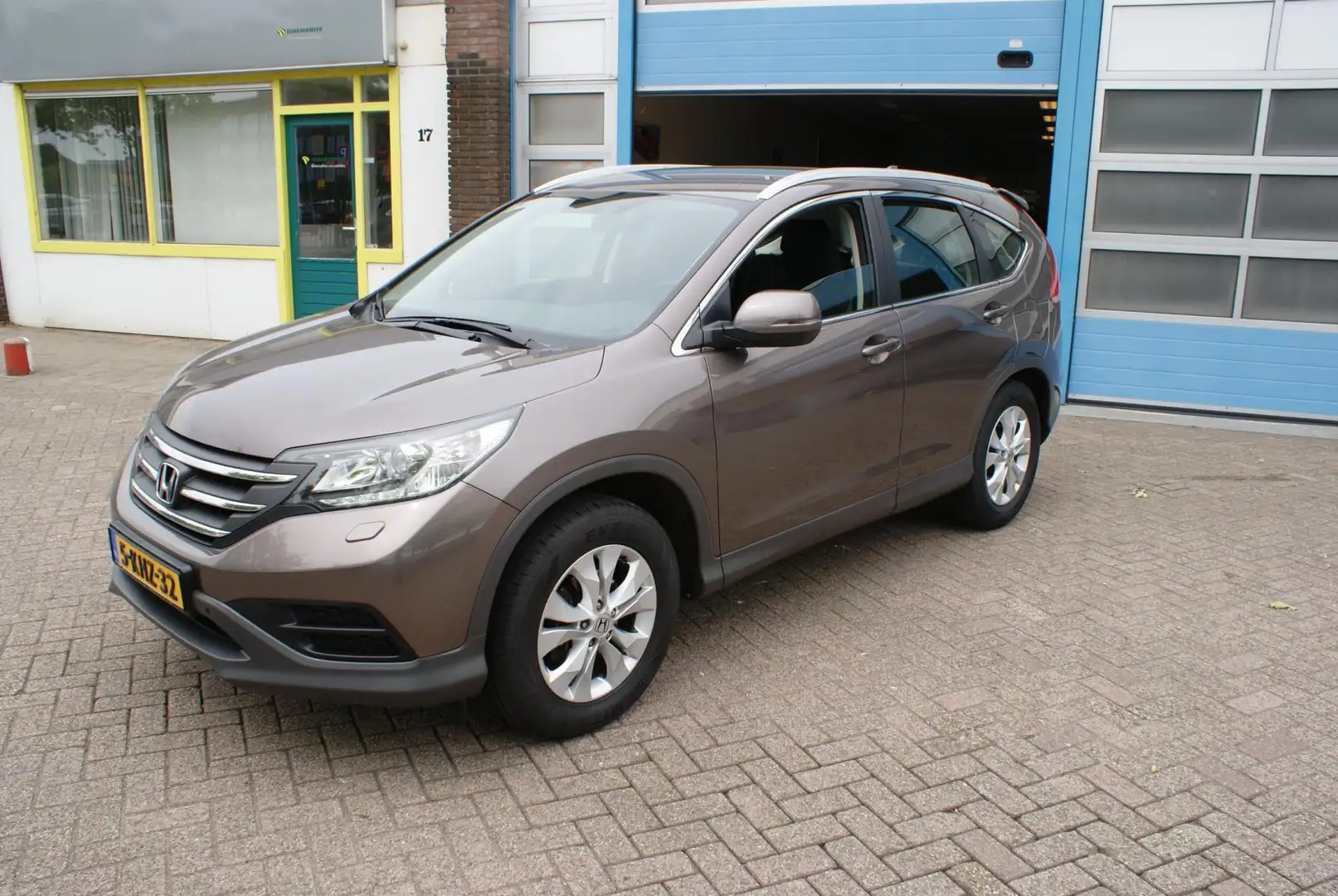 Honda CR-V 2.0 Comfort Brun - 1