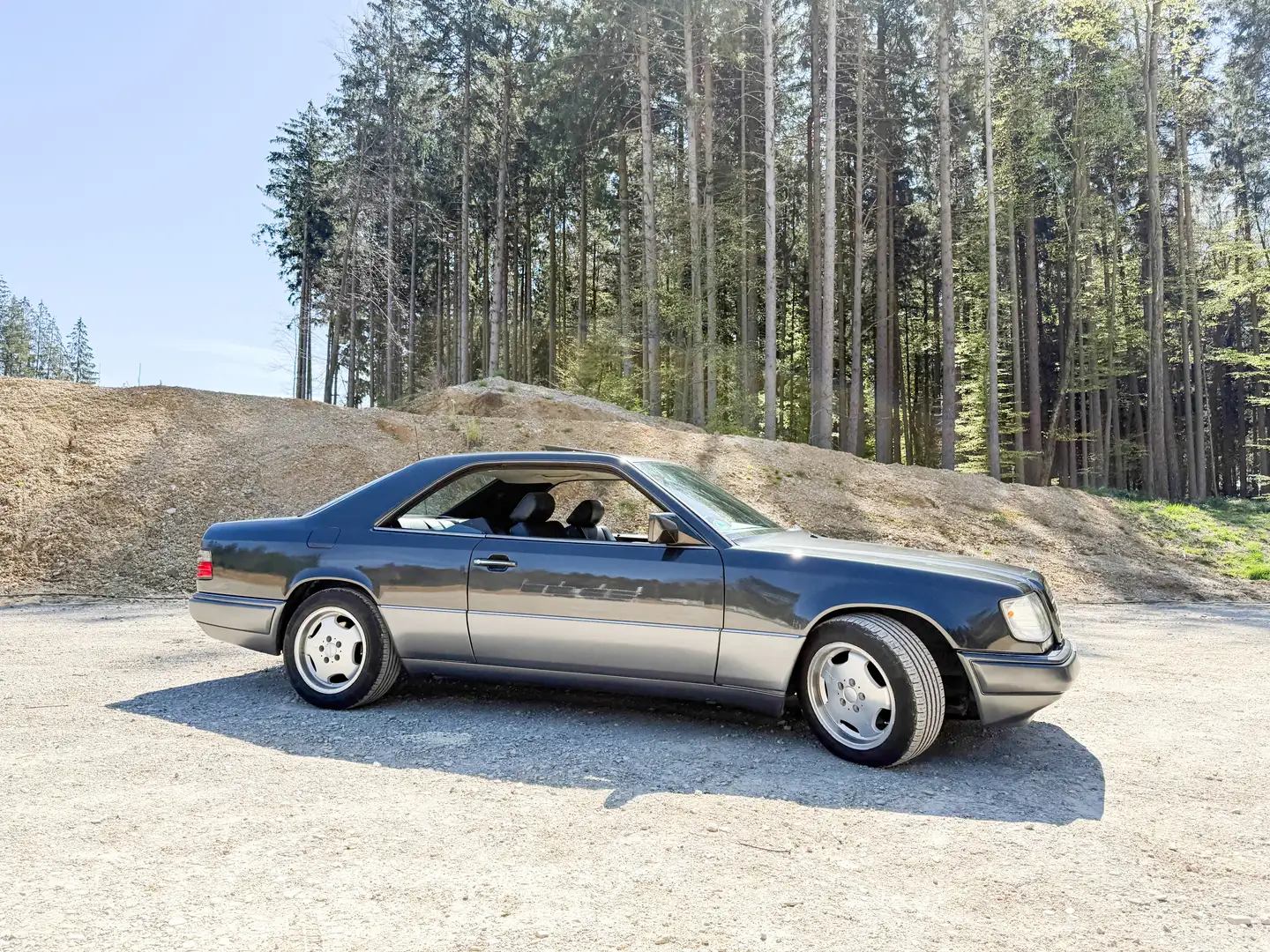 Mercedes-Benz E 320 E 320 C Negru - 1