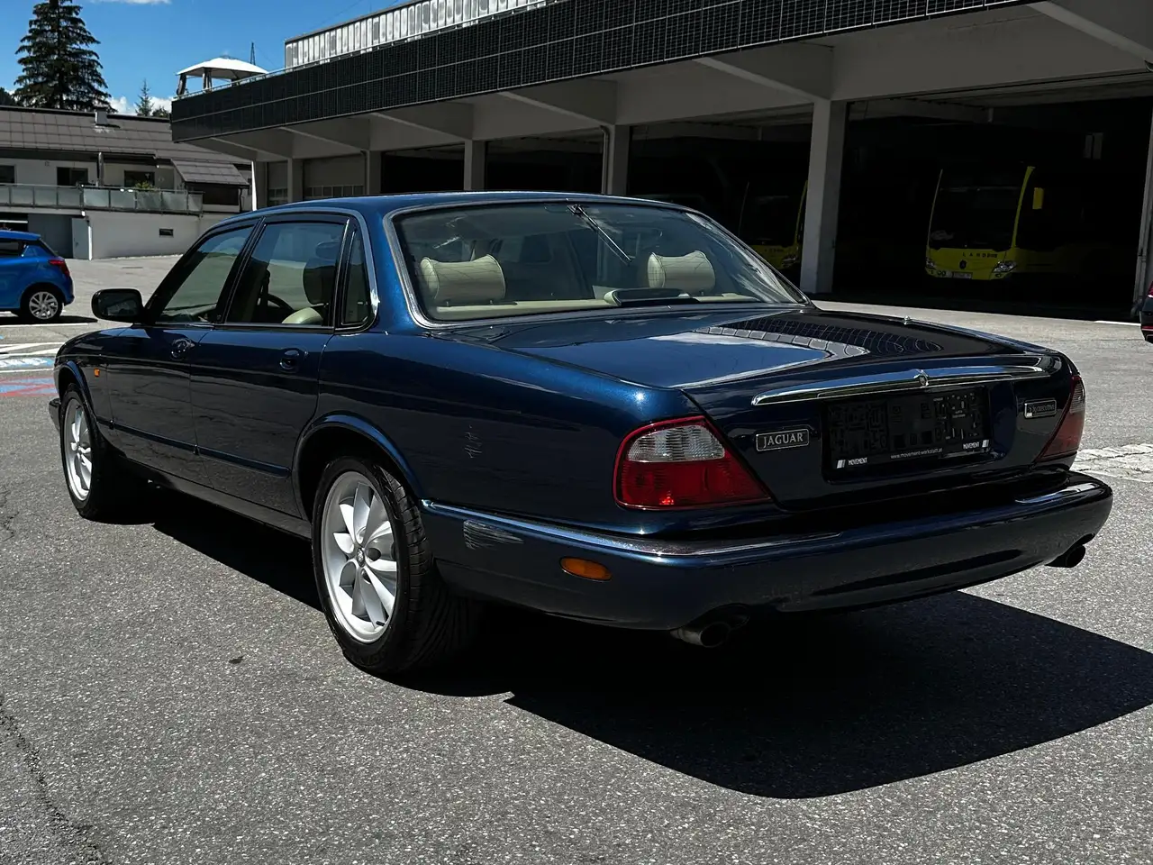Jaguar XJ8 4,0 Executive, foto 5