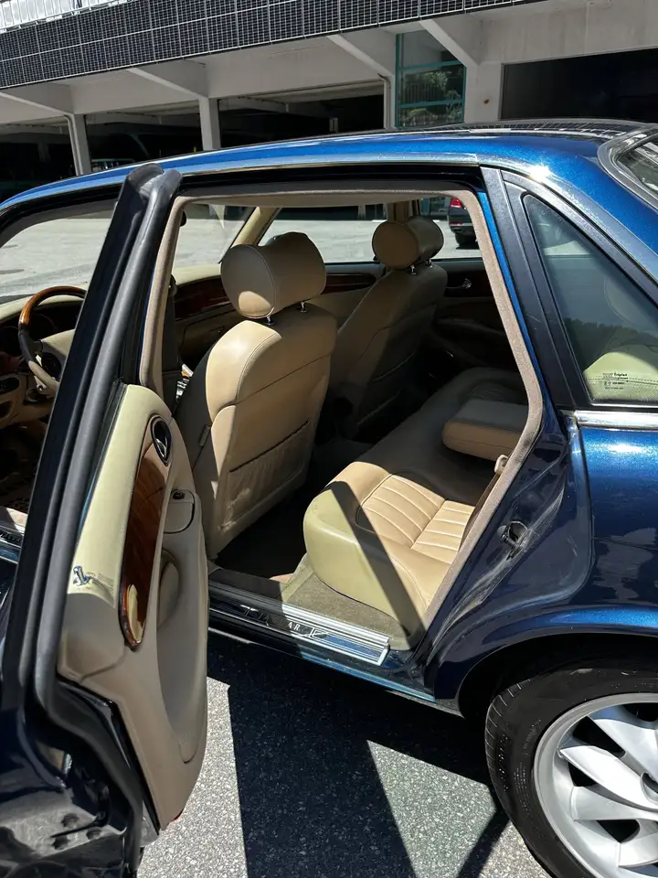 Jaguar XJ8 4,0 Executive, foto 8