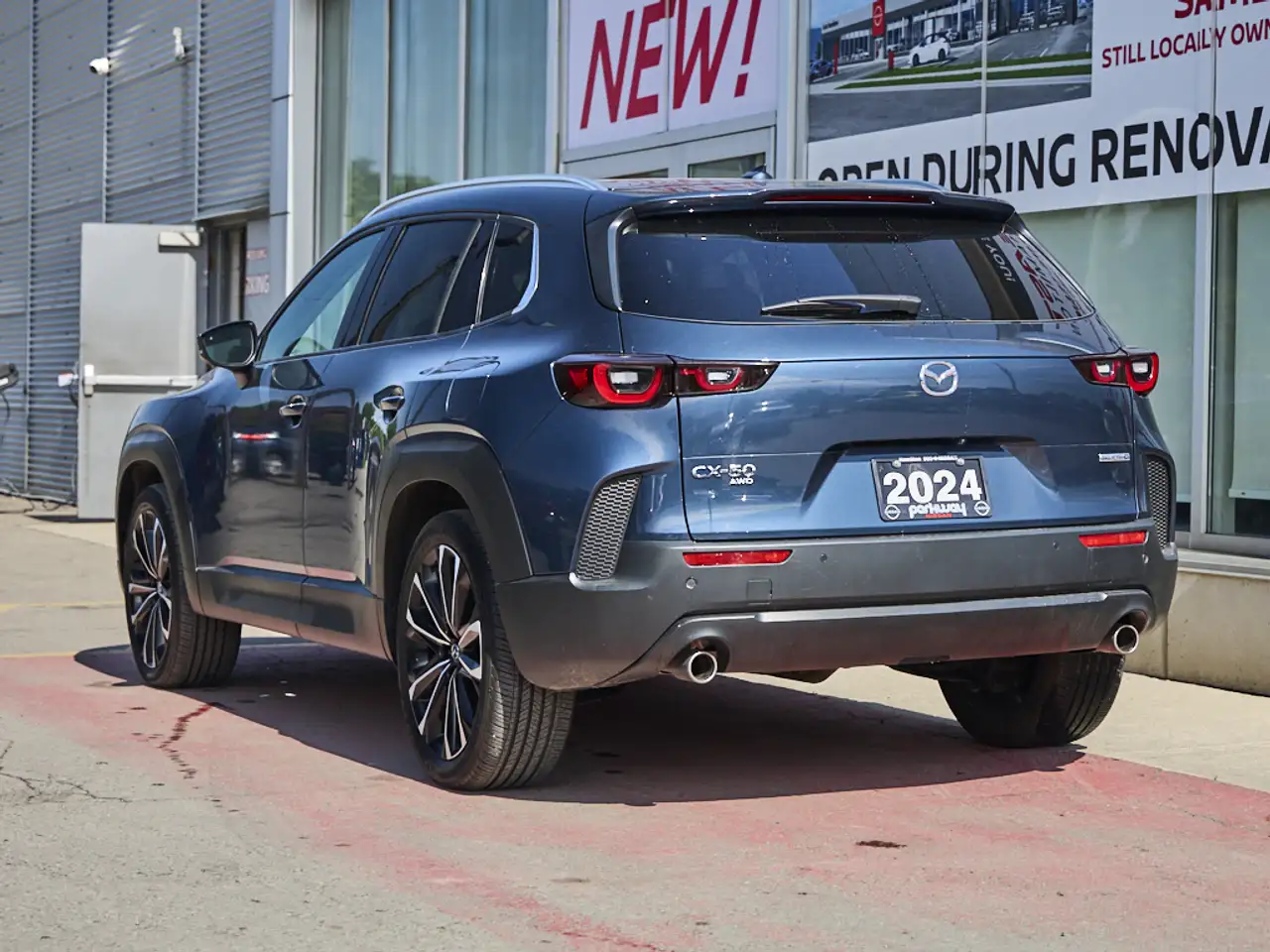 Mazda CX-50 снимка Mazda CX-50