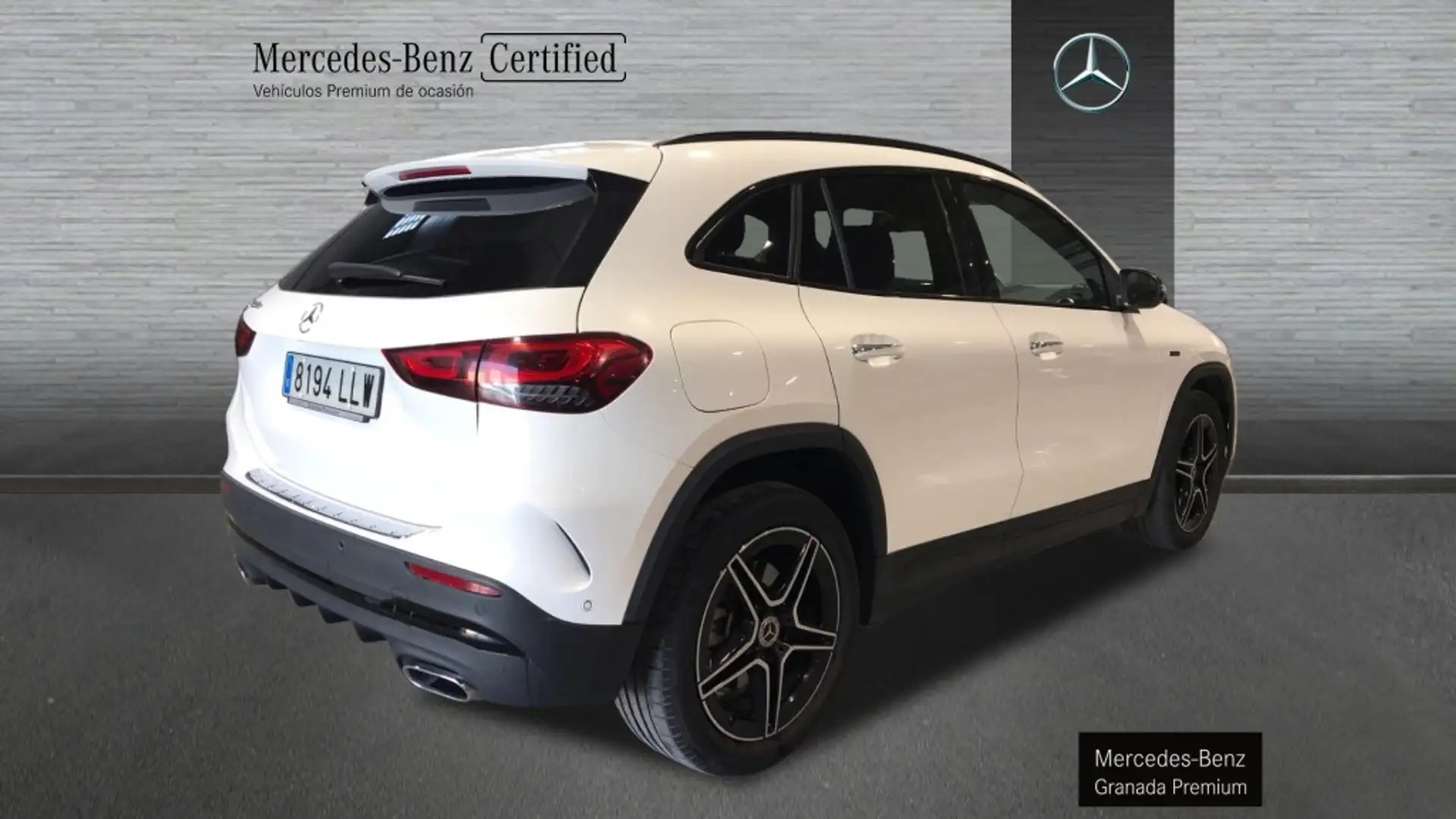Mercedes-Benz GLA 250 -CLASS E AMG LINE Blanco - 2