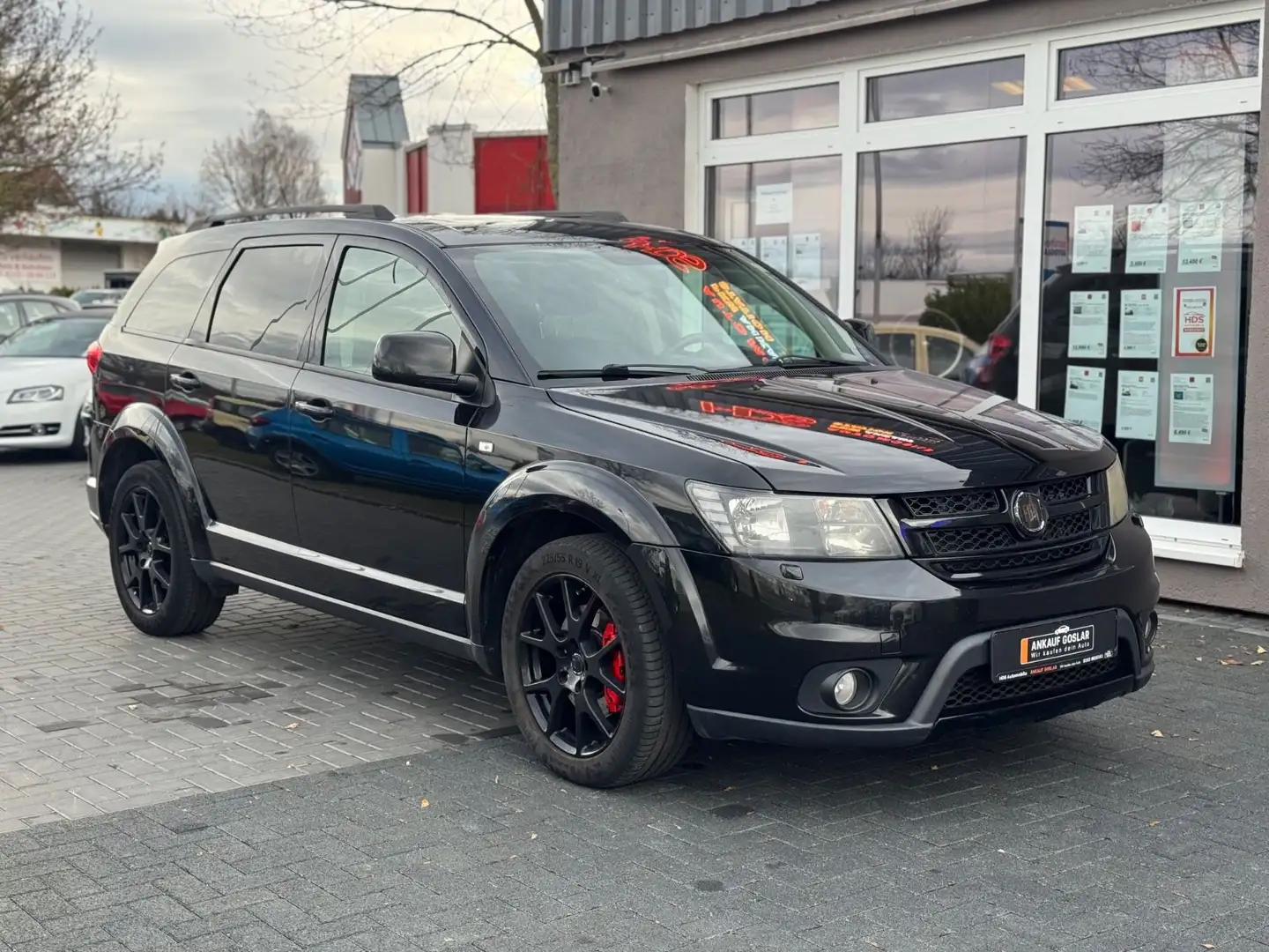 Fiat Freemont Black Code*Standheizung*Kamera*7-Sitzer Schwarz - 2