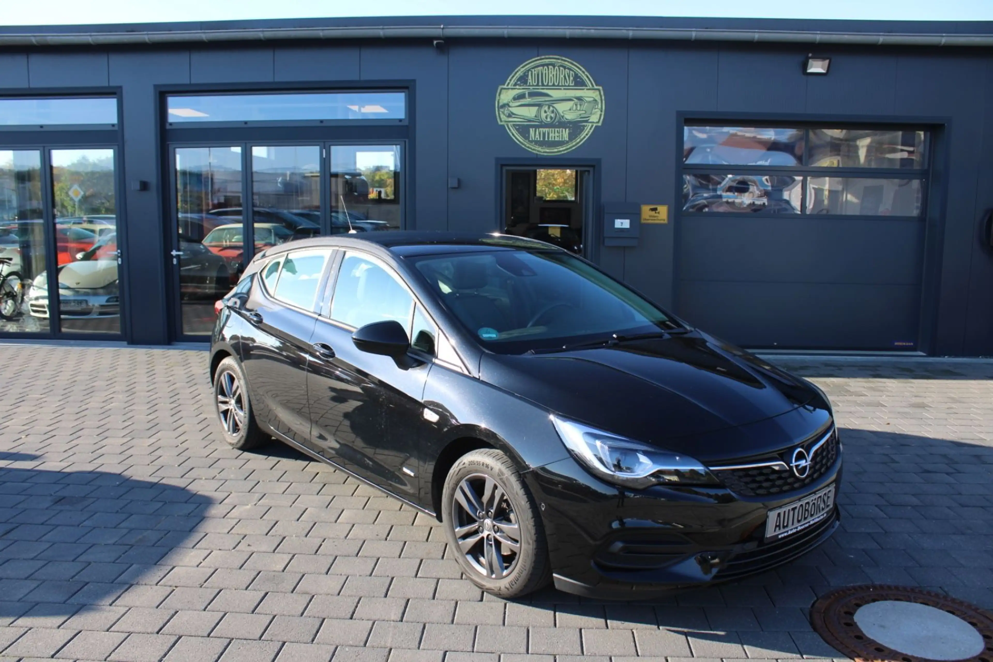 Opel Astra K Lim. 5-trg. Design & Tech Start/Stop — photo 2