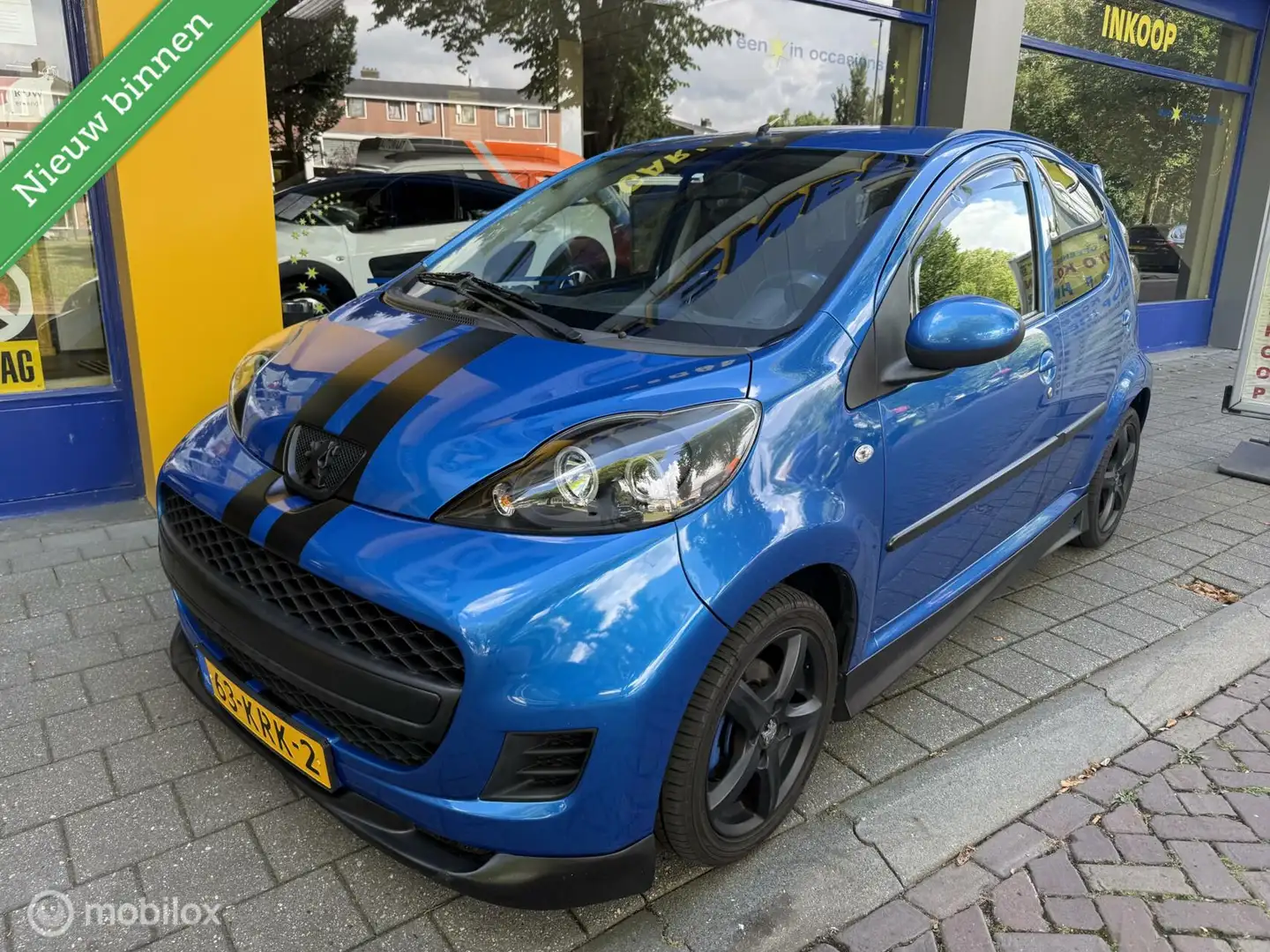 Peugeot 107 1.0-12V Sublime speciale uitvoering. Blauw - 1