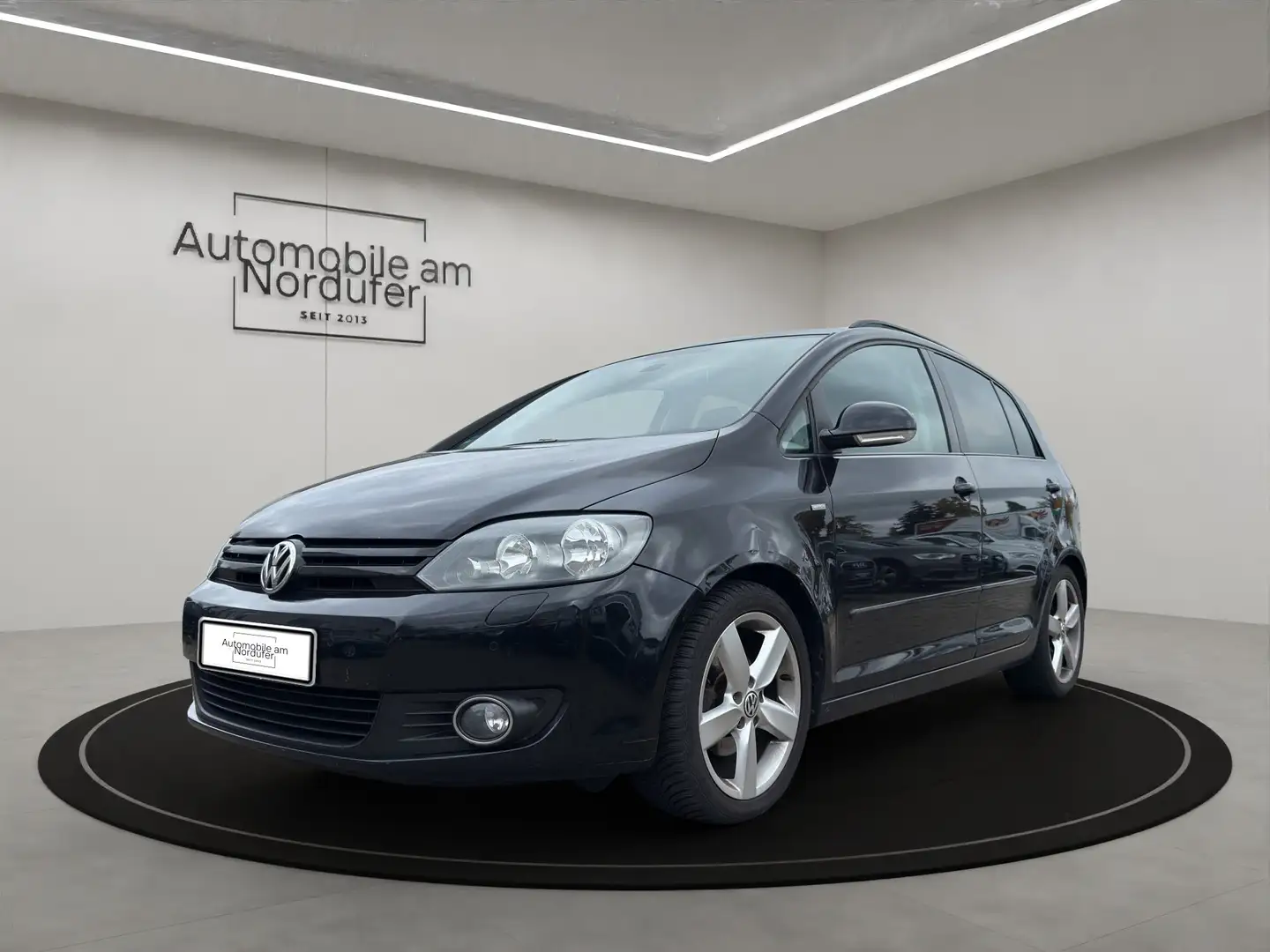 Volkswagen Golf Plus 1.2 TSI Match-Leder-Schiebedach-AHK-PDC-Allwetter Schwarz - 1