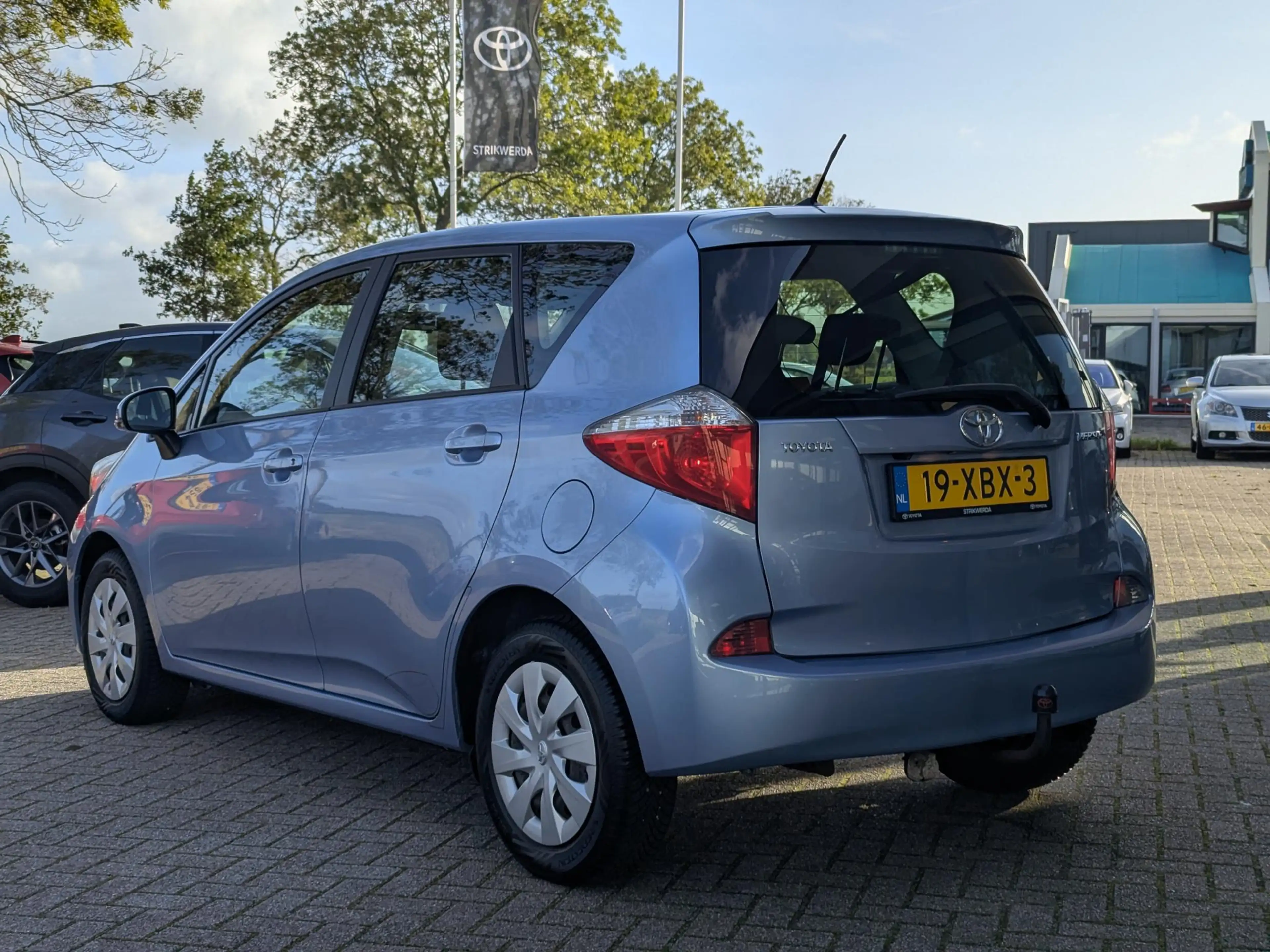 Toyota Verso-S 1.3 VVT-i Aspiration | Trekhaak | Climate control — photo 9