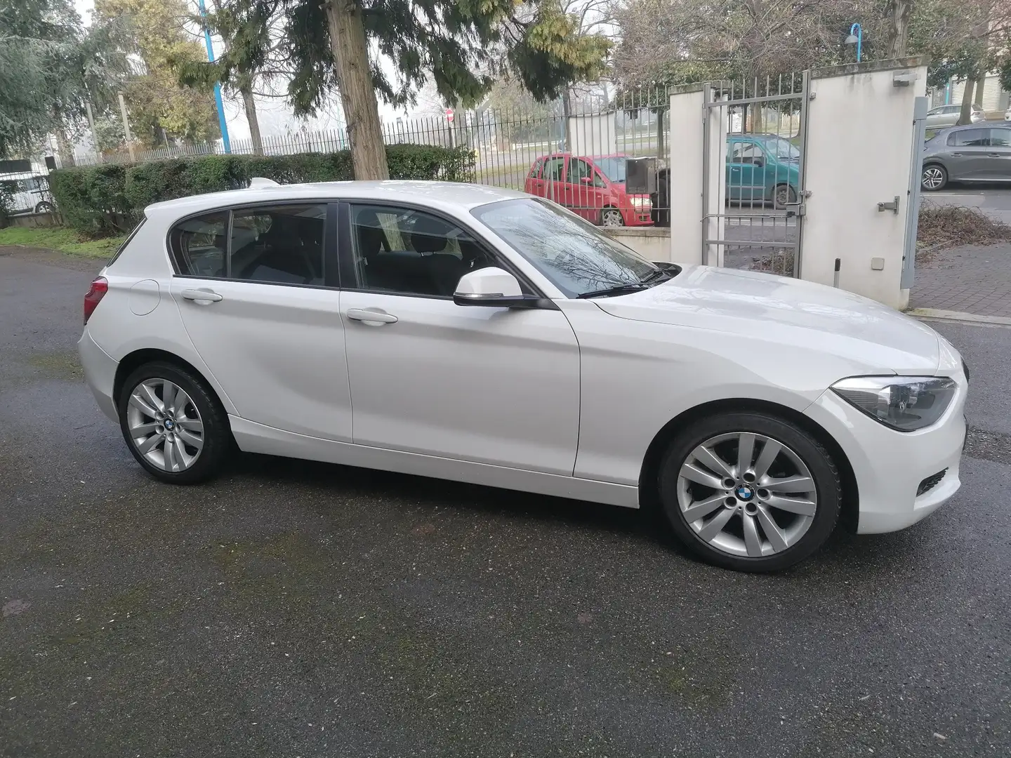BMW 118 d F20 - NEOPATENTATI - garanzia 12 MESI Bianco - 2