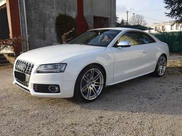 A5 I 2007 Coupe 4.2 V8 Ambiente quattro tiptronic